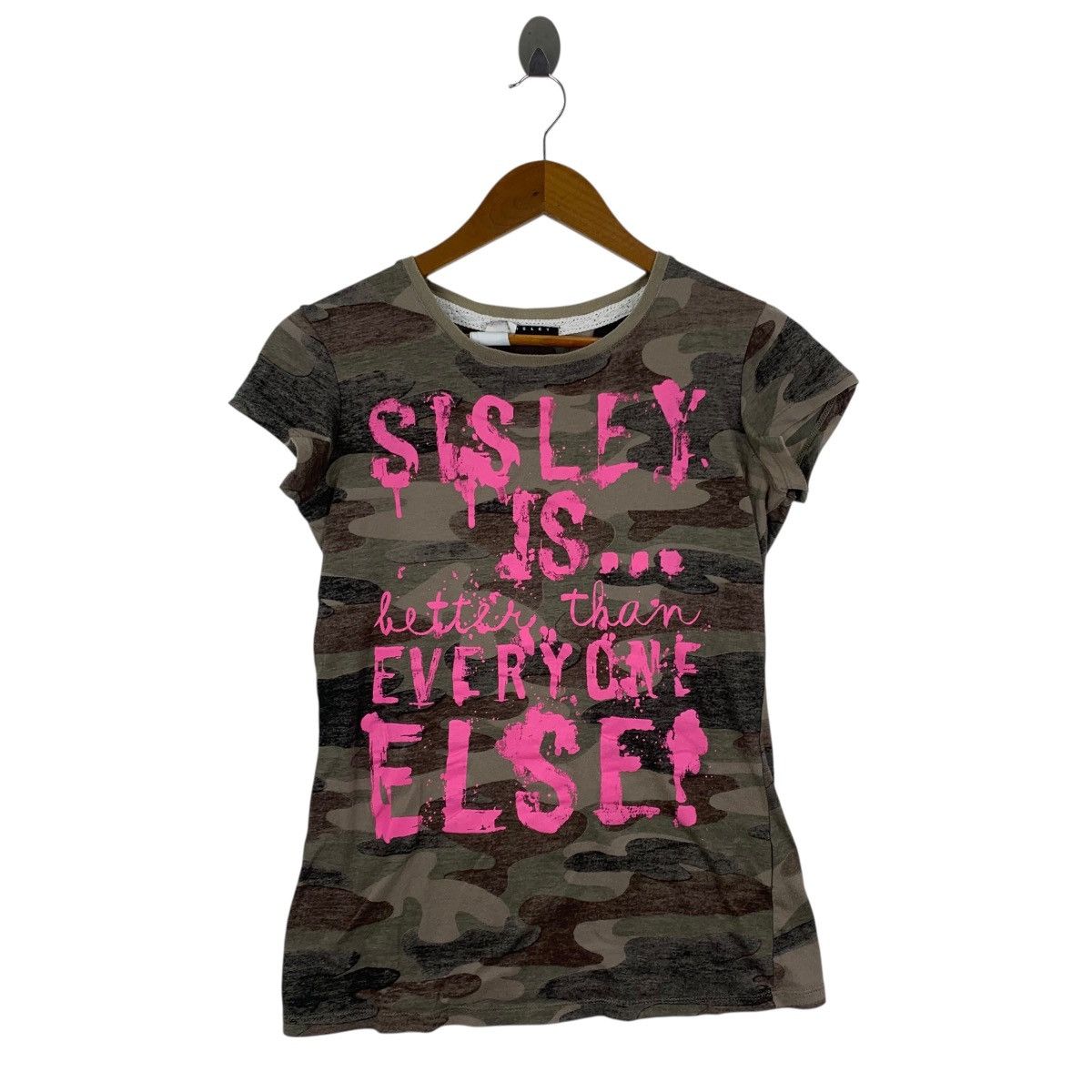Sisley SISLEY Is Better Than Everyone Else Brand Camouflage Tshirt Size 3XL / US 20-22 - 1 Thumbnail