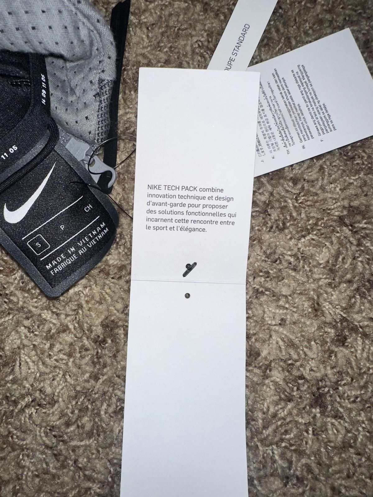 Nike Nike Tech Pack Sportswear Full-Zip Gray Hoodie Sample Size US S / EU 44-46 / 1 - 11 Thumbnail