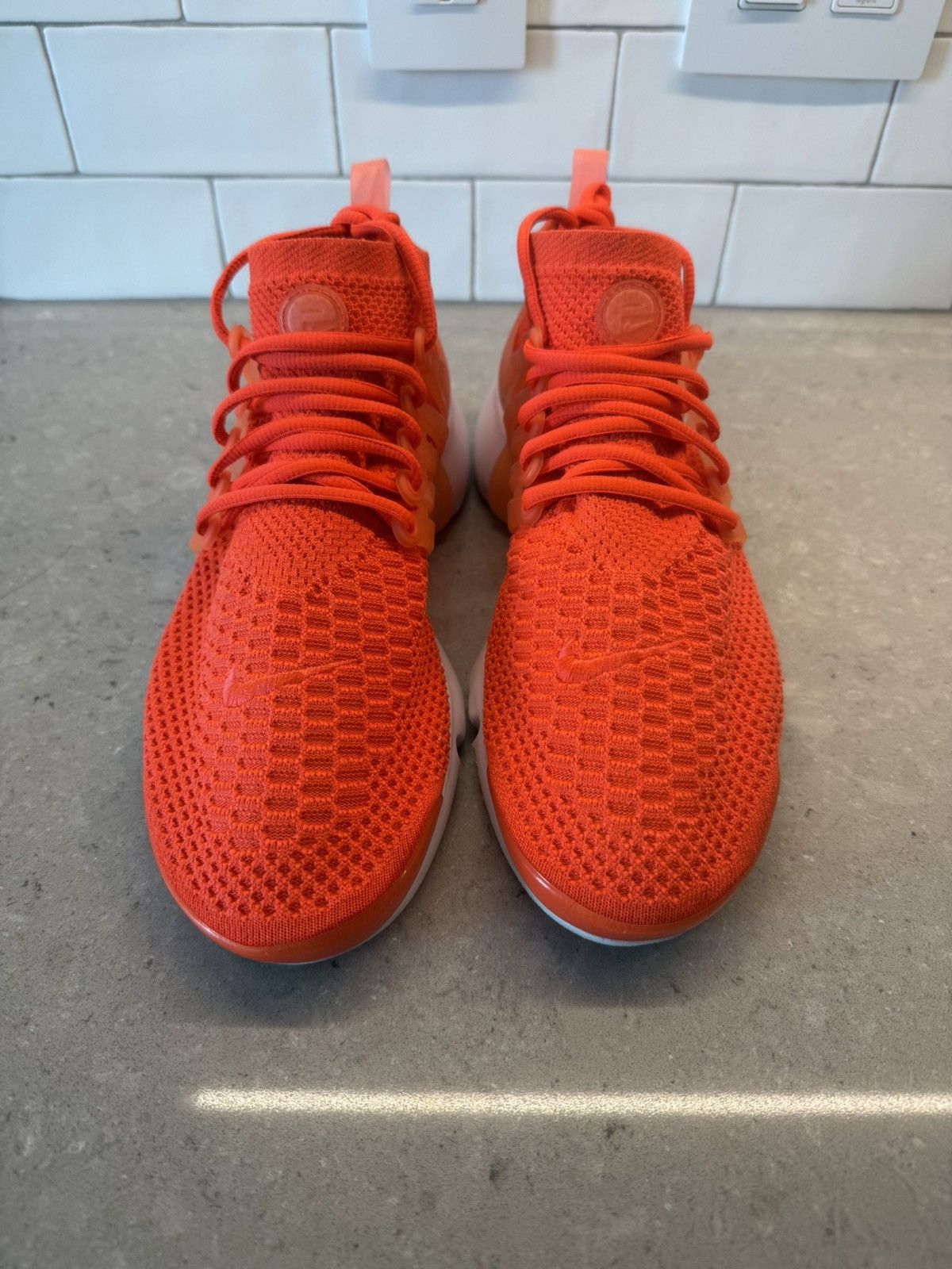 Nike Size 10 - Nike Flyknit Presto Ultra Neon Orange Mango Size US 10 / EU 43 - 3 Thumbnail