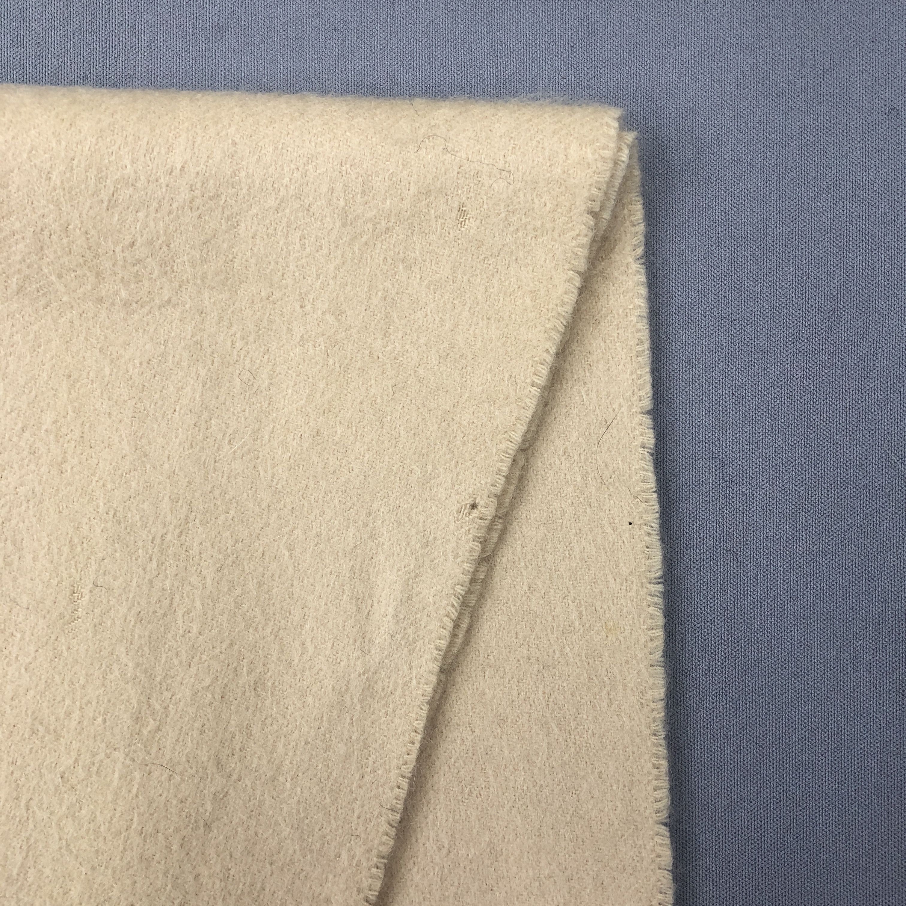 Louis Vuitton Vintage Louis Vuitton Scarf Muffler LV Cashmere Scarves Size ONE SIZE - 5 Thumbnail