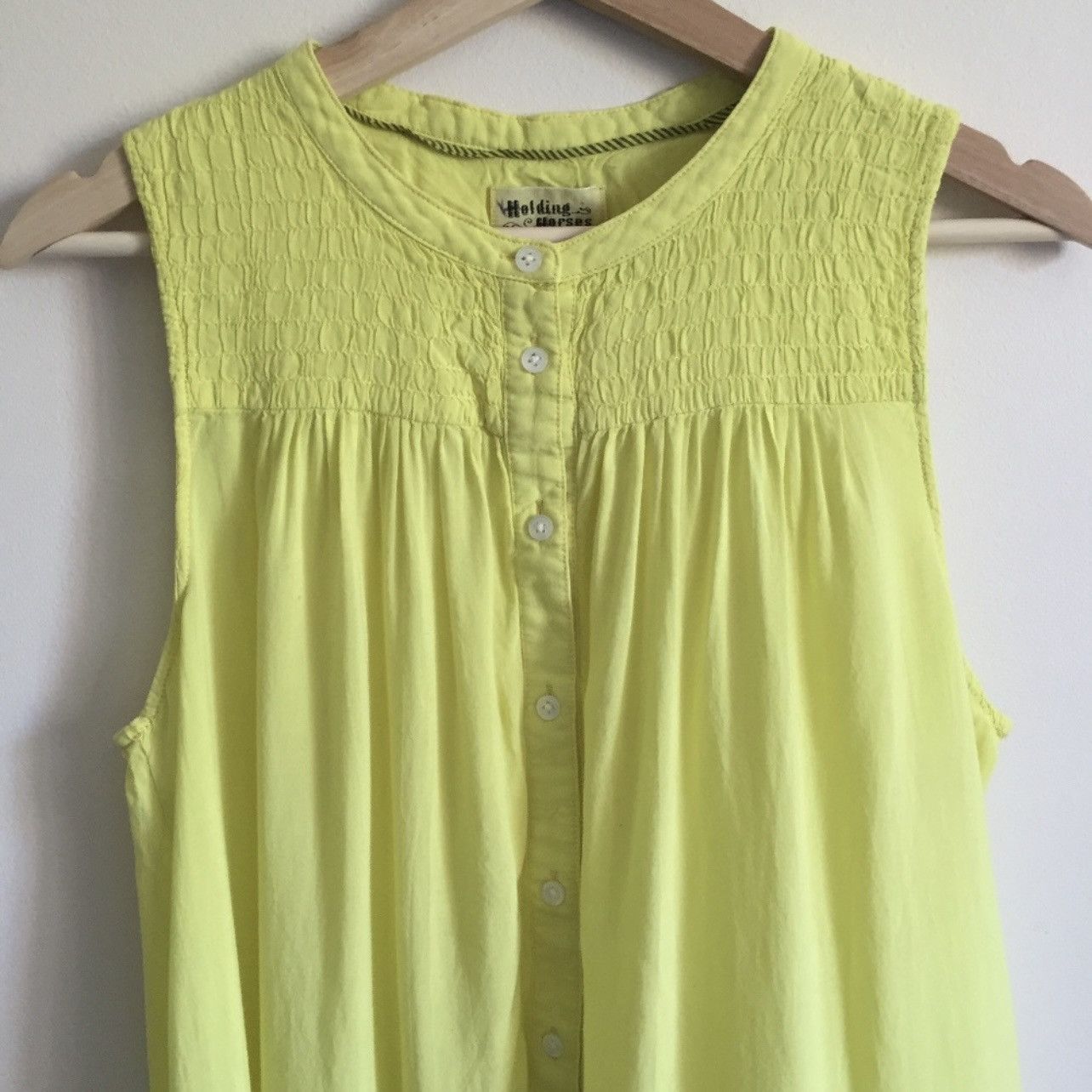 Anthropologie ANTHROPOLOGIE Yellow Smocked Button Up Tank Top Size XS / US 0-2 / IT 36-38 - 3 Thumbnail