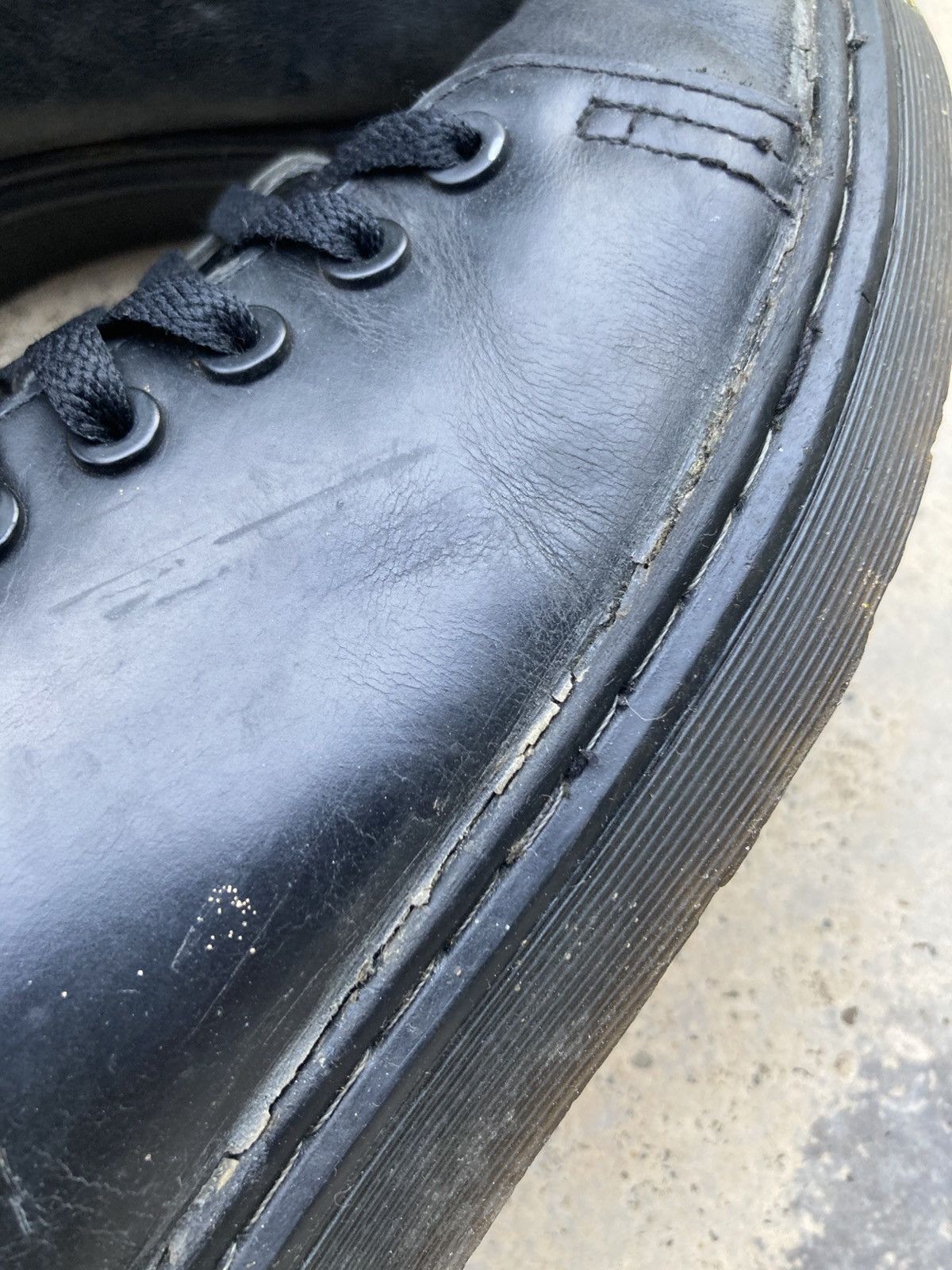 Dr. Martens Worn Dr. Martens Black Dante Shoes Size US 8 / EU 41 - 12 Thumbnail