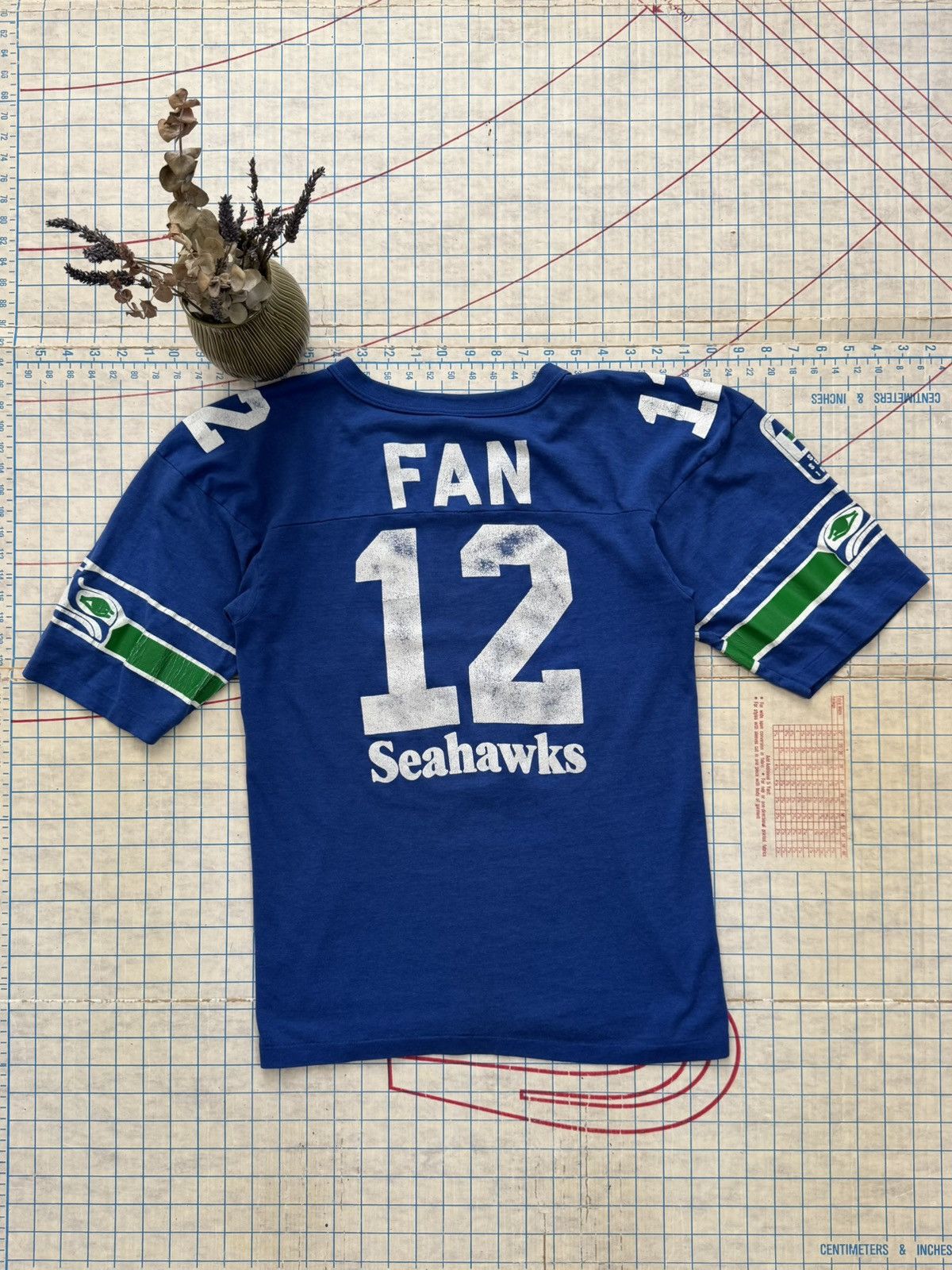 NFL × Vintage Vintage Seattle Seahawks Fan #12 V Neck Tee Fits Small Blue Size US S / EU 44-46 / 1 - 12 Thumbnail