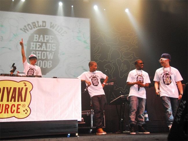 Bape Bape Heads Show 2008 Tee Size US XL / EU 56 / 4 - 2 Thumbnail