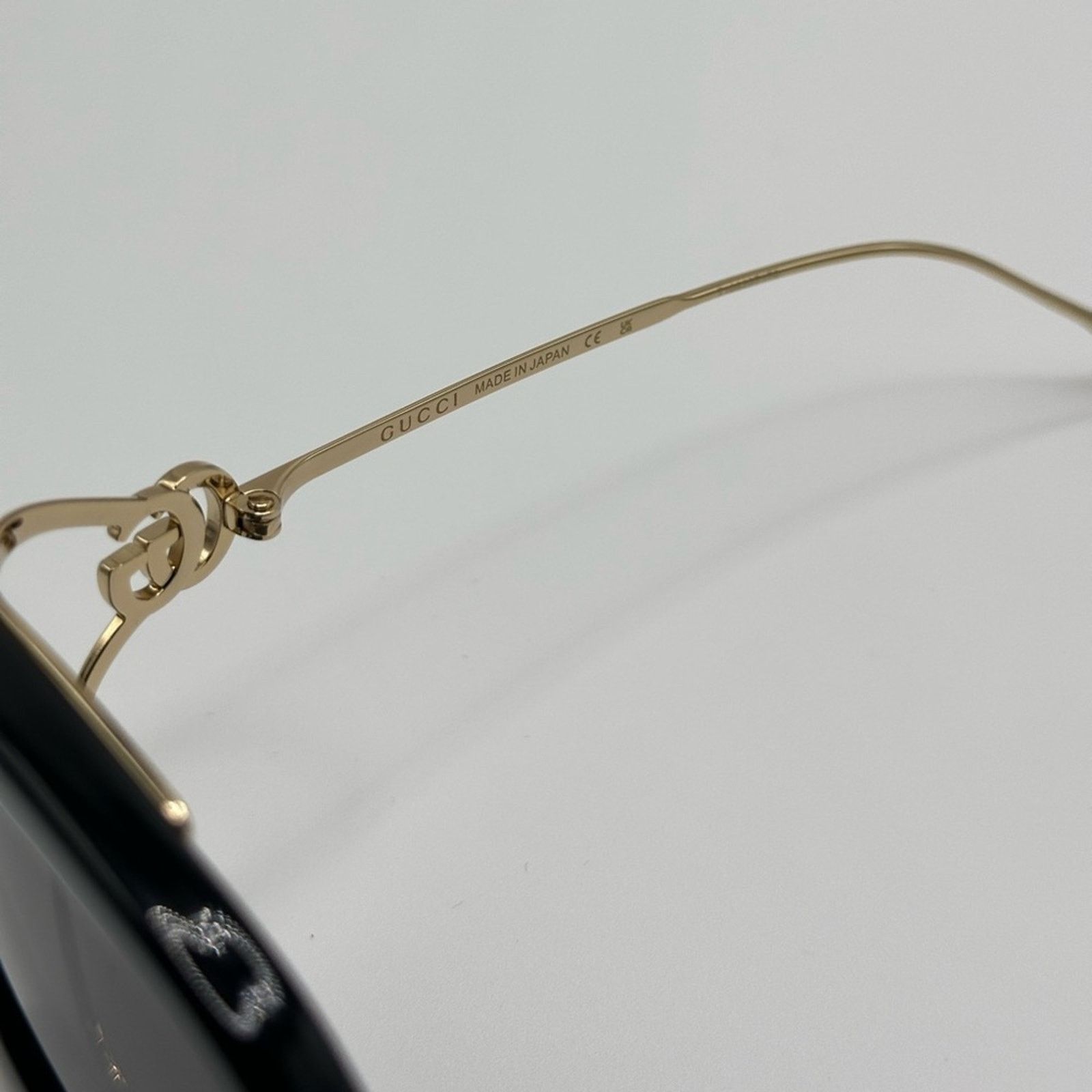 Gucci GUCCI Sunglasses GG1567SA 001 Black Gold Grey New Authentic Size ONE SIZE - 5 Thumbnail