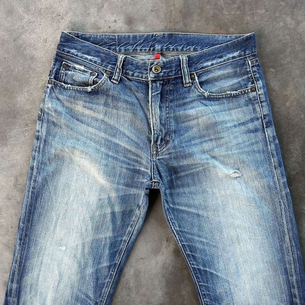 Japanese Brand Vintage Japanese Distressed Faded Jean Denim Pant W34 Size US 34 / EU 50 - 3 Thumbnail