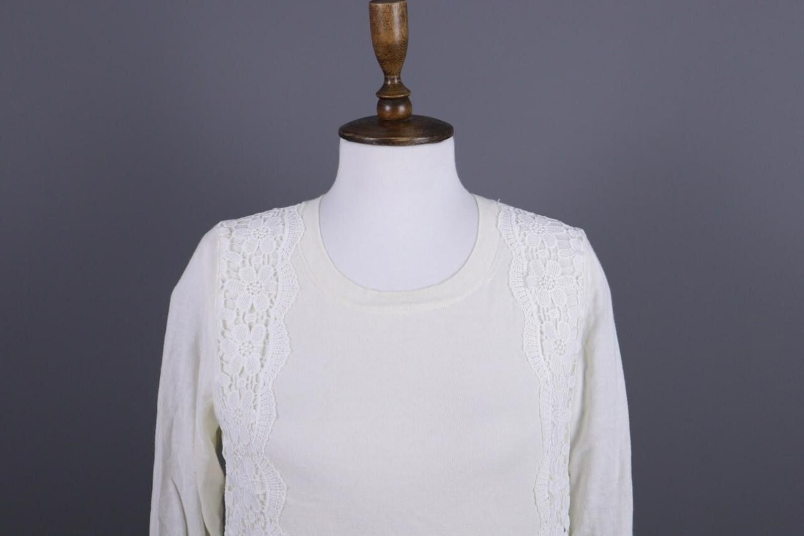 J.Crew J.Crew White Embroidered Floral Lace Knit Sweater Size M Size M / US 6-8 / IT 42-44 - 2 Thumbnail