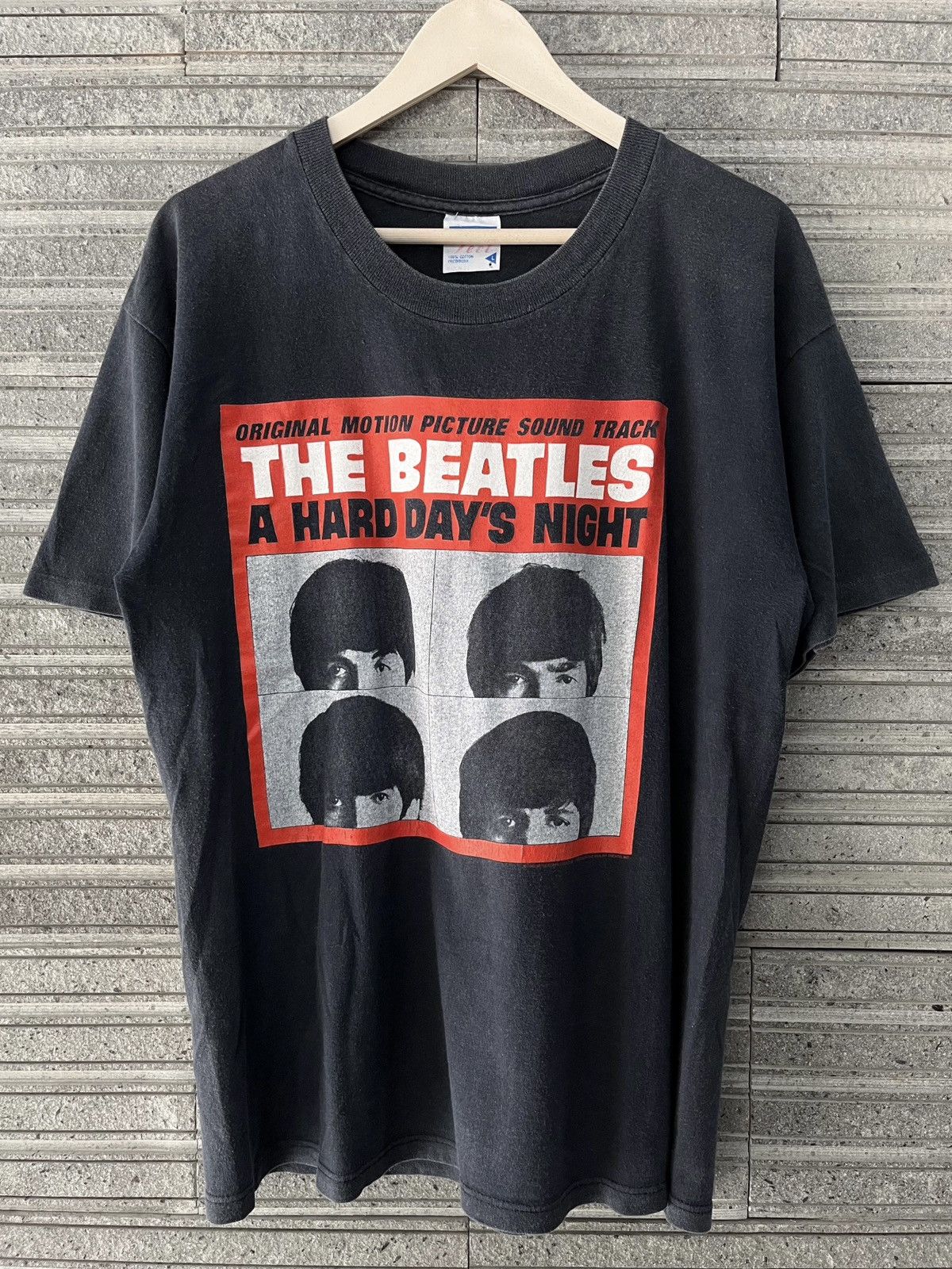 Band Tees × Vintage ❤️‍🔥RARE❤️‍🔥 Vintage The Beatles 90s "A Hard Days Night" T Shirts Size US L / EU 52-54 / 3 - 1 Thumbnail