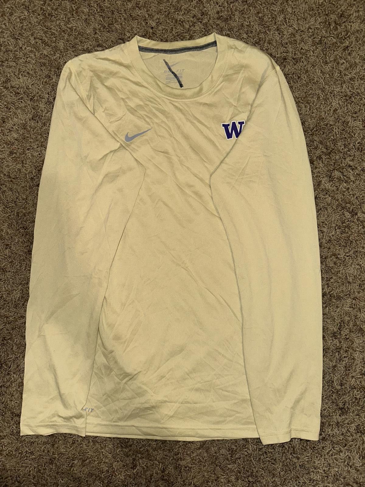 Nike Vintage Nike Men’s Washington Husky Football College Gold T-Shirt 2014 Size US S / EU 44-46 / 1 - 1 Thumbnail