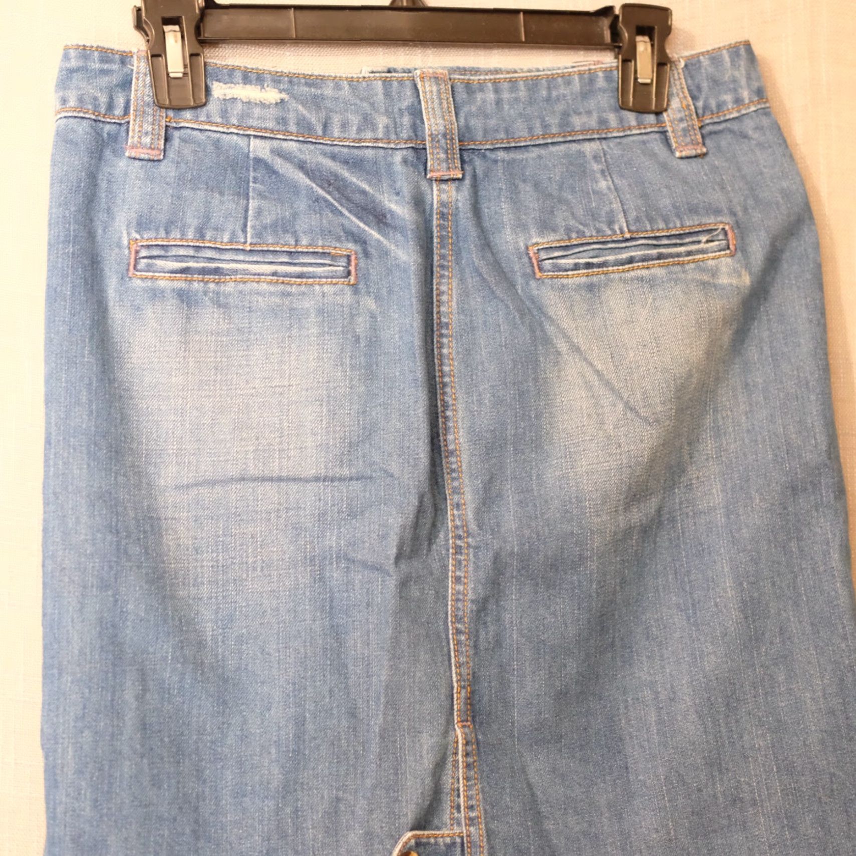 Old Navy Old Navy Denim Skirt Women's Size 4 Above Knee Raw Hem Denim Size 27" / US 4 / IT 40 - 5 Thumbnail