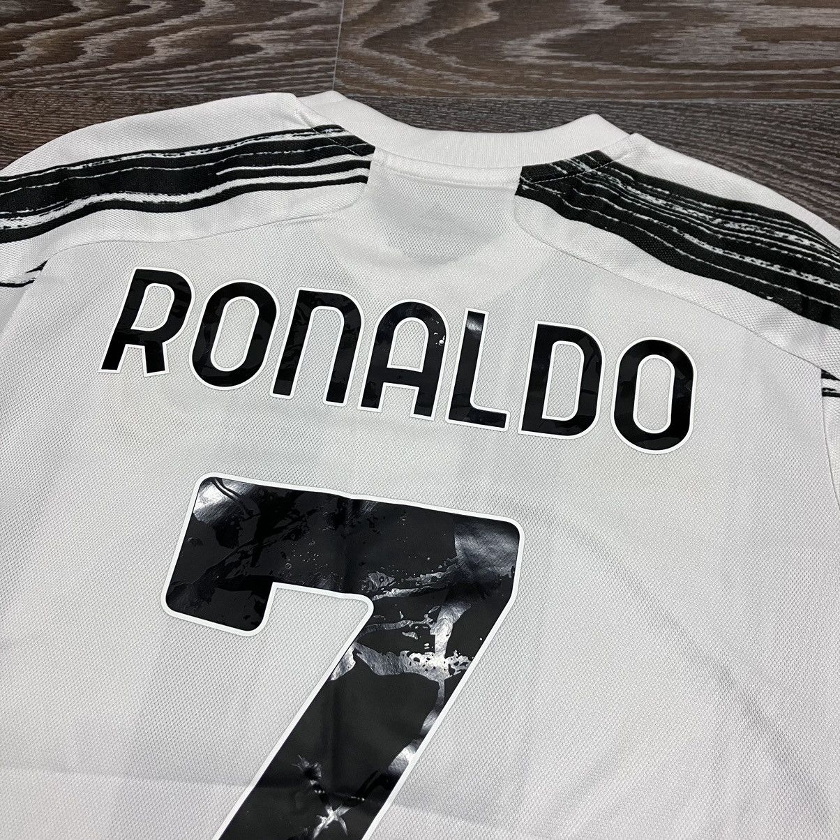 Adidas #7 RONALDO Adidas JUVENTUS FC 2020/21 Home Jersey Shirt Size US XS / EU 42 / 0 - 8 Thumbnail