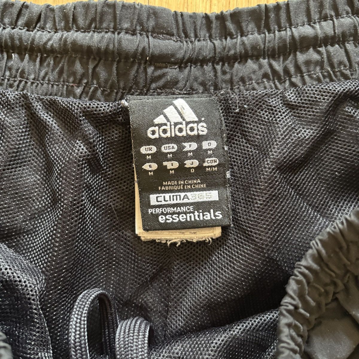 Adidas VINTAGE Baggy Adidas Trackpants with adjustable waist Size US 32 / EU 48 - 4 Thumbnail