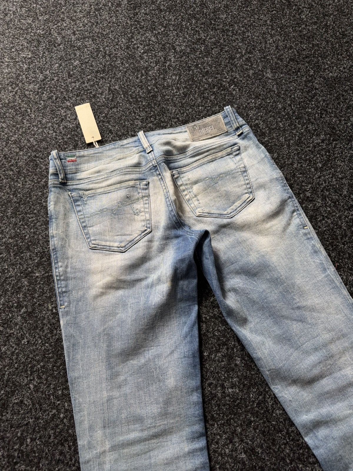 Diesel Luxury 00s Diesel Grupee Distressed Super Slim Skinny Jeans Size 28" / US 6 / IT 42 - 13 Thumbnail
