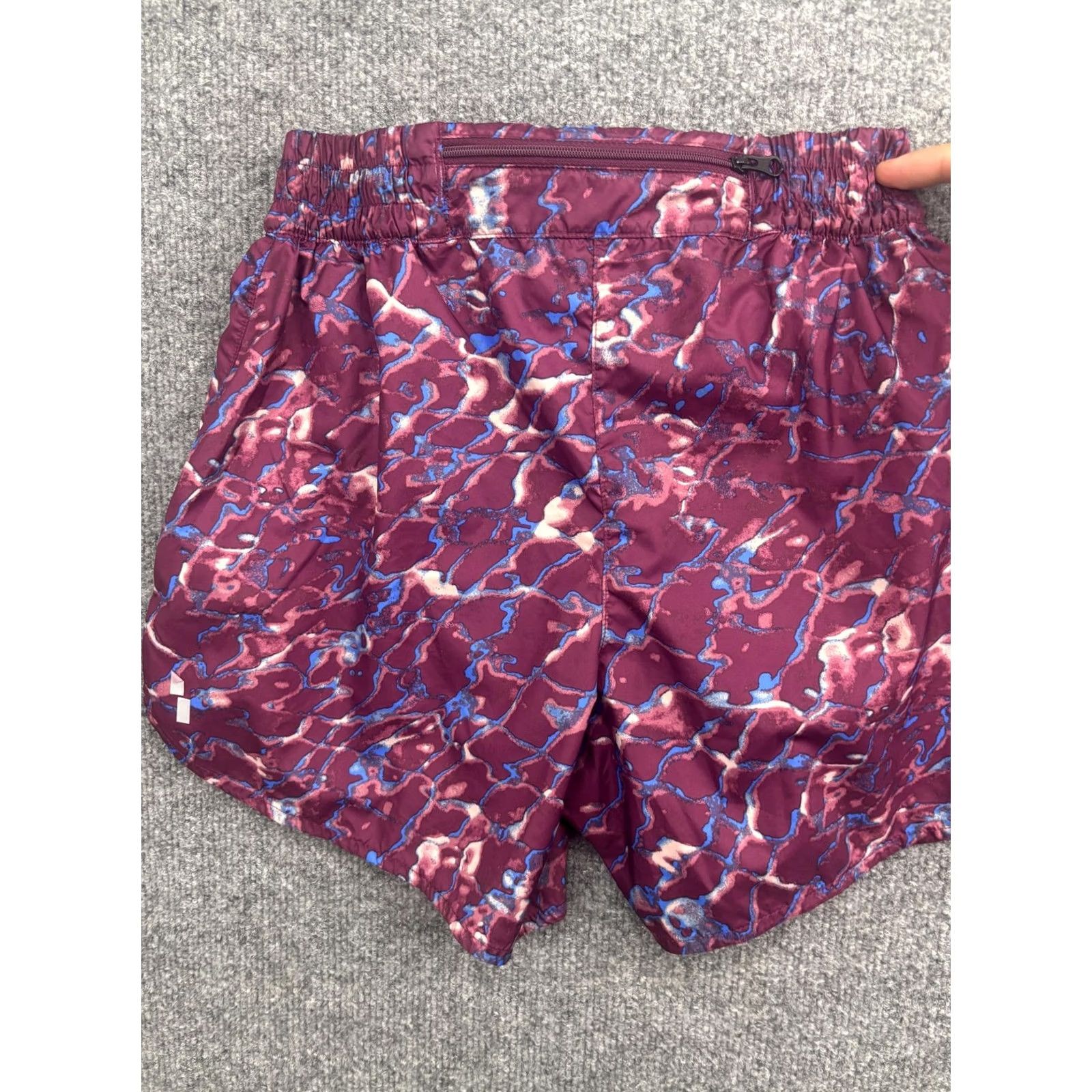 The North Face The North Face Running Shorts Womens XS Purple Print Lined Zip Pocket Gym Size 26" / US 2 / IT 38 - 5 Thumbnail