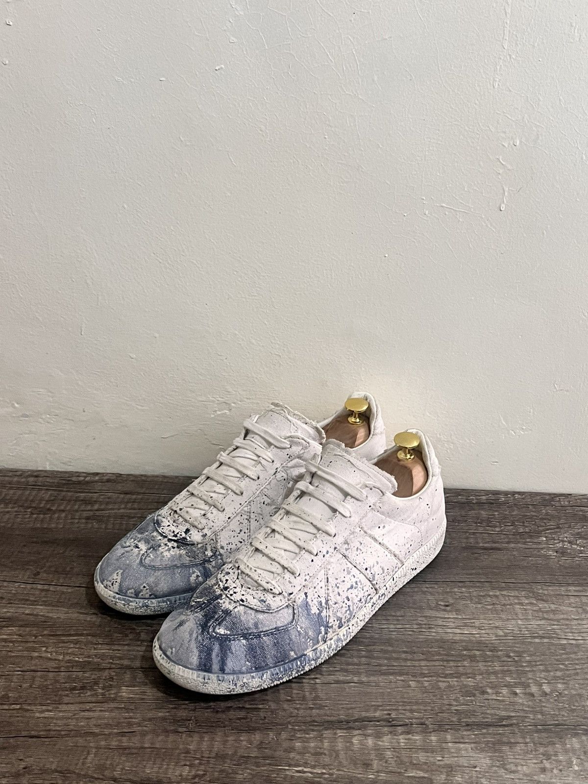Maison Margiela Paint Splatter Gats White/Blue Size US 10.5 / EU 43-44 - 3 Thumbnail