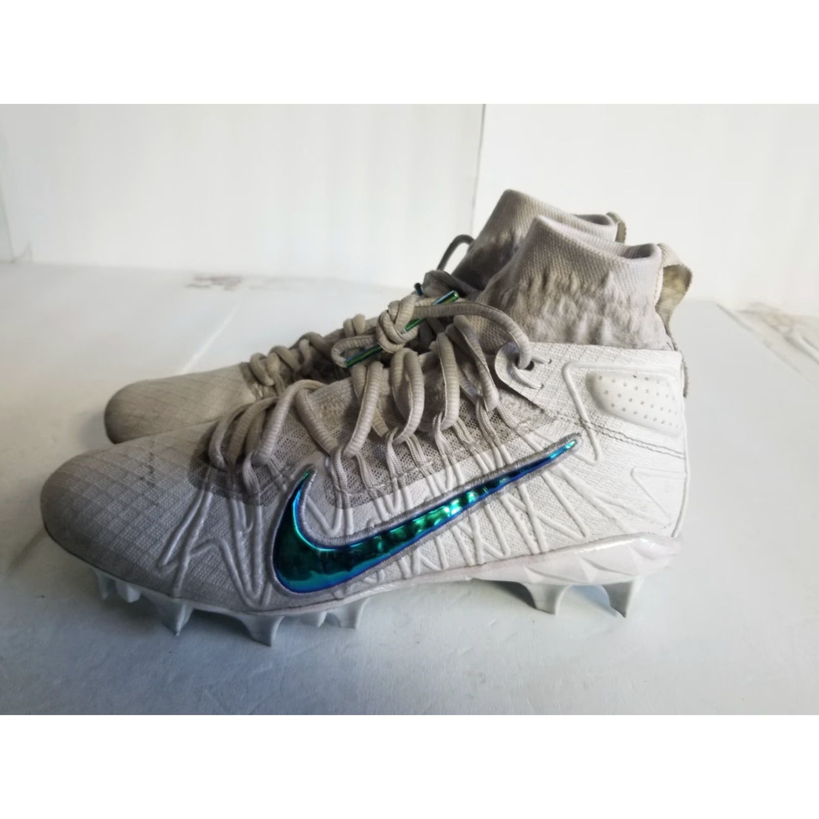 Nike Nike Alpha Huarache 7 Sneaker Men 8.5 White Mid Top Lacrosse Athletic Shoe Size US 9 / EU 42 - 5 Thumbnail