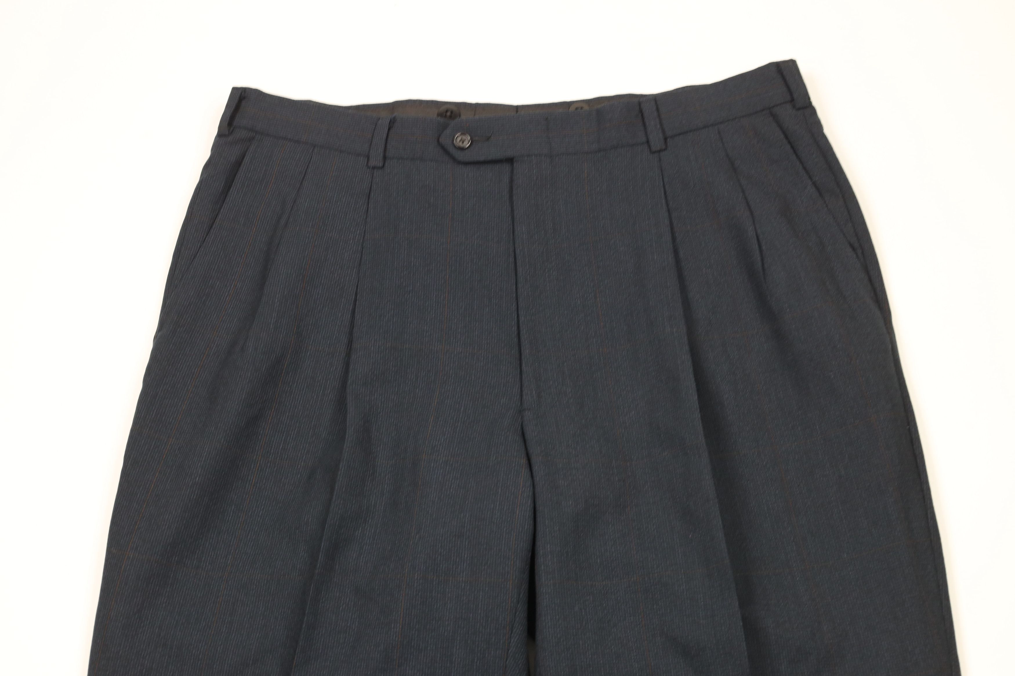 Vintage Vintage 90s Streetwear Pleated Cuffed Wide Leg Chino Pants Size US 36 / EU 52 - 2 Thumbnail
