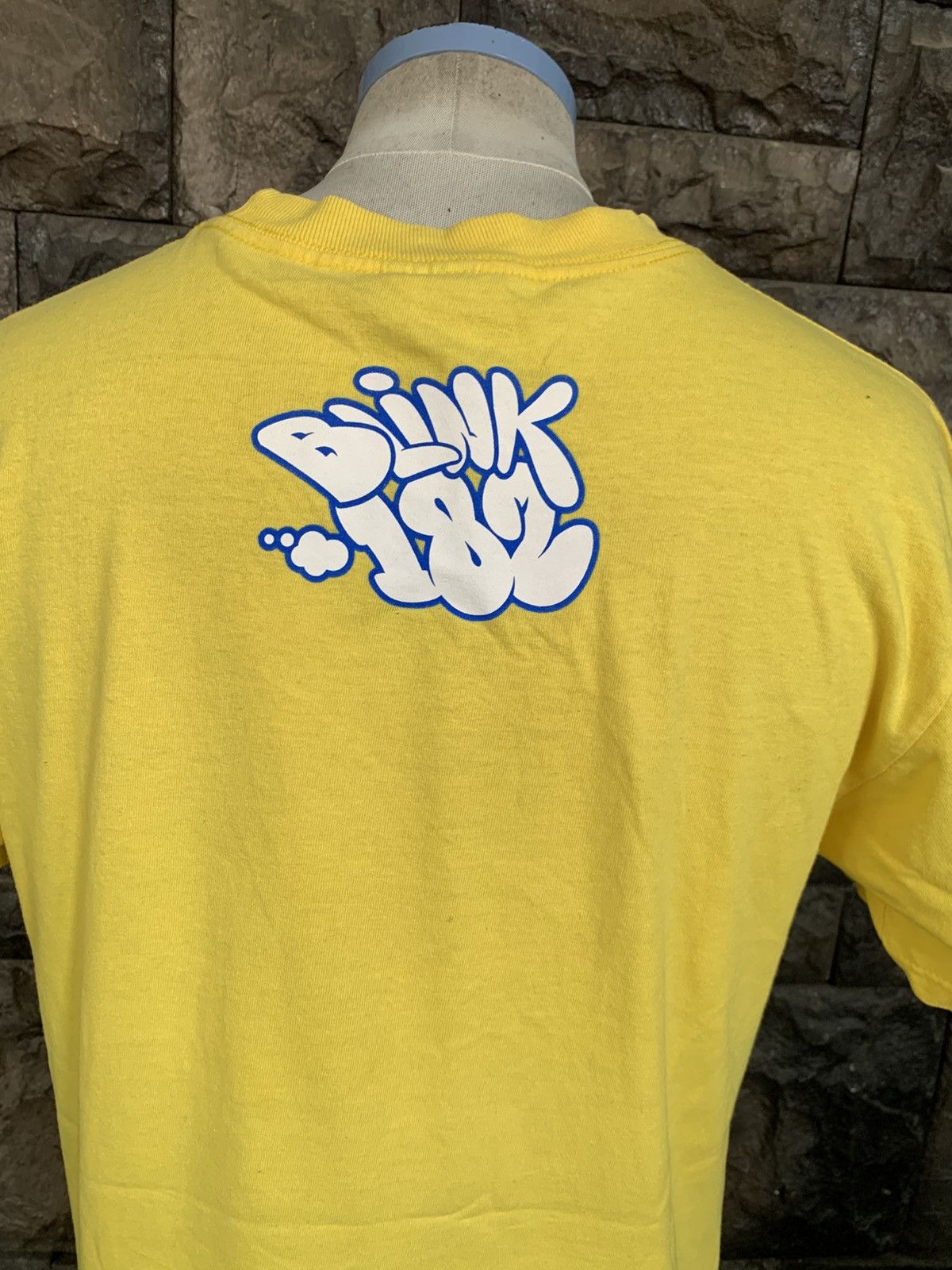 Band Tees Vintage Blink 182 Rock Band T shirt Size US M / EU 48-50 / 2 - 6 Thumbnail