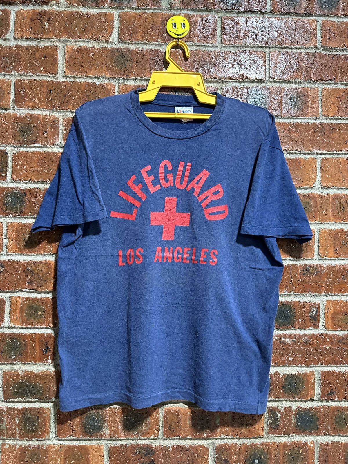 Hanes Vintage 80s Lifeguard Los Angeles Faded Tee Size US L / EU 52-54 / 3 - 1 Thumbnail
