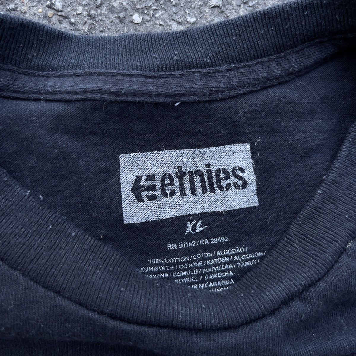 Etnies × Vintage Vintage Y2K ETENIES Logo Shirt Size US XL / EU 56 / 4 - 4 Thumbnail