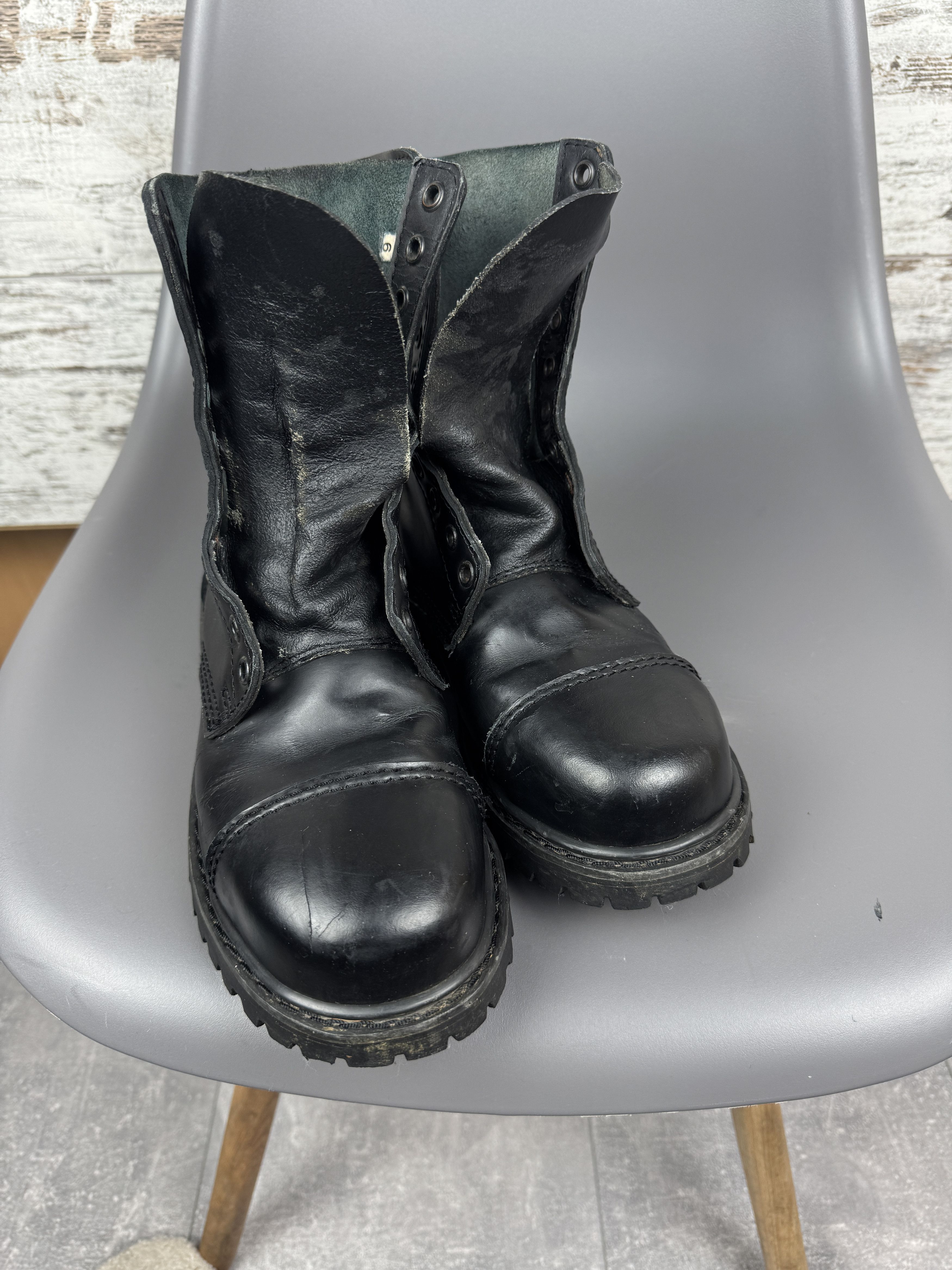 Vintage Vintage Undercover black Combat Steel Toe Leather Hi Boots 6 Size US 6 / EU 39 - 6 Thumbnail