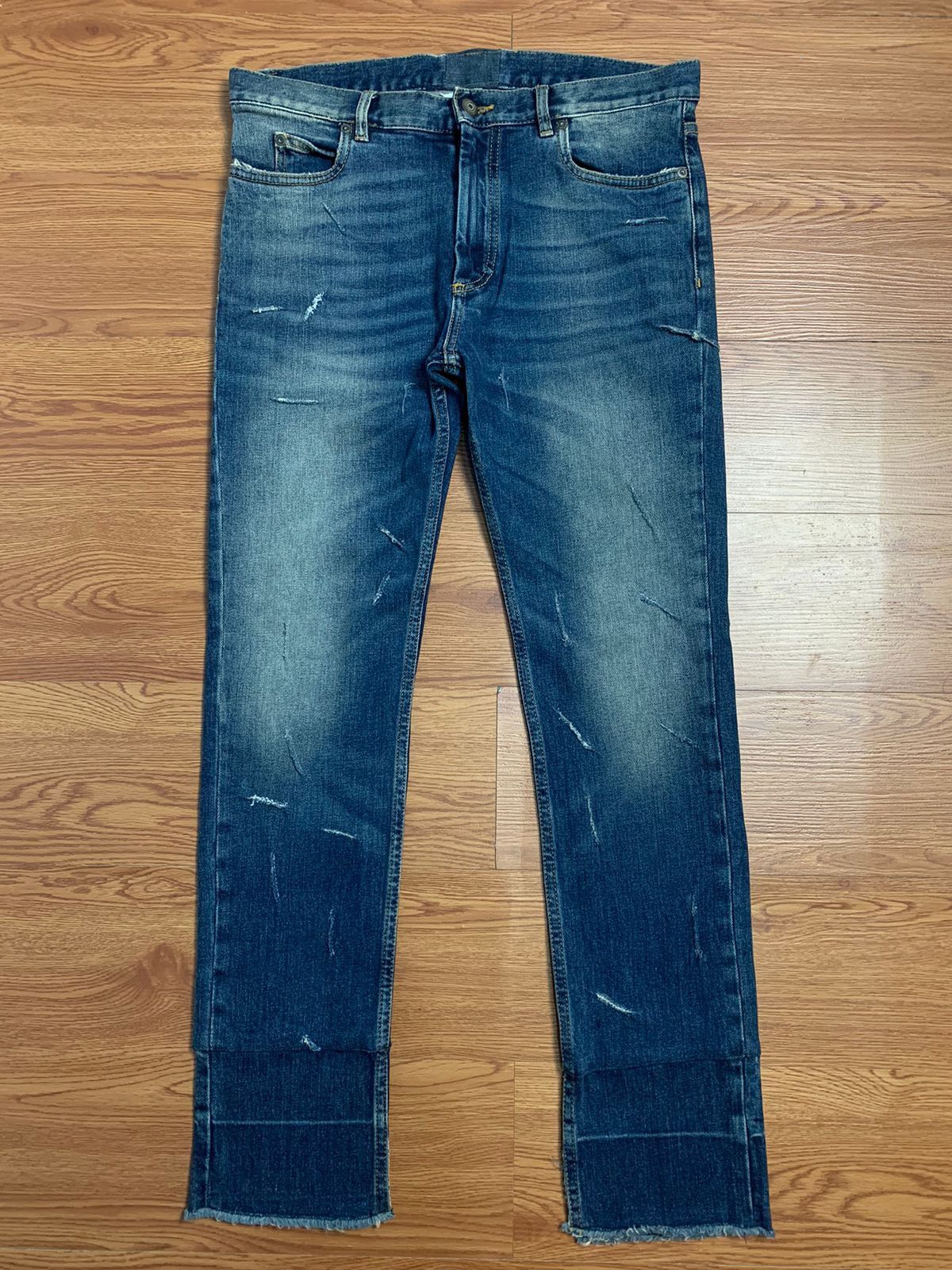 Maison Margiela Maison Margiela Cut Out Washed Denim Size US 30 / EU 46 - 4 Thumbnail