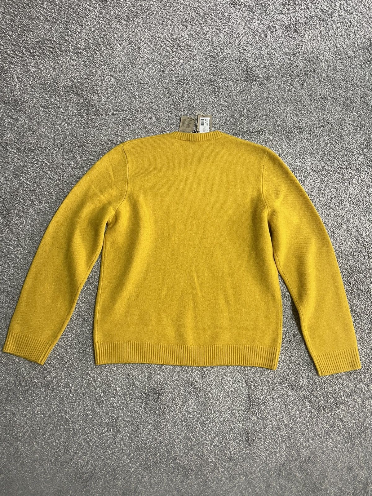 A.P.C. A.P.C. PULL EDWARD JAUNE SWEATER SIZE XL NEW Size US XL / EU 56 / 4 - 10 Thumbnail