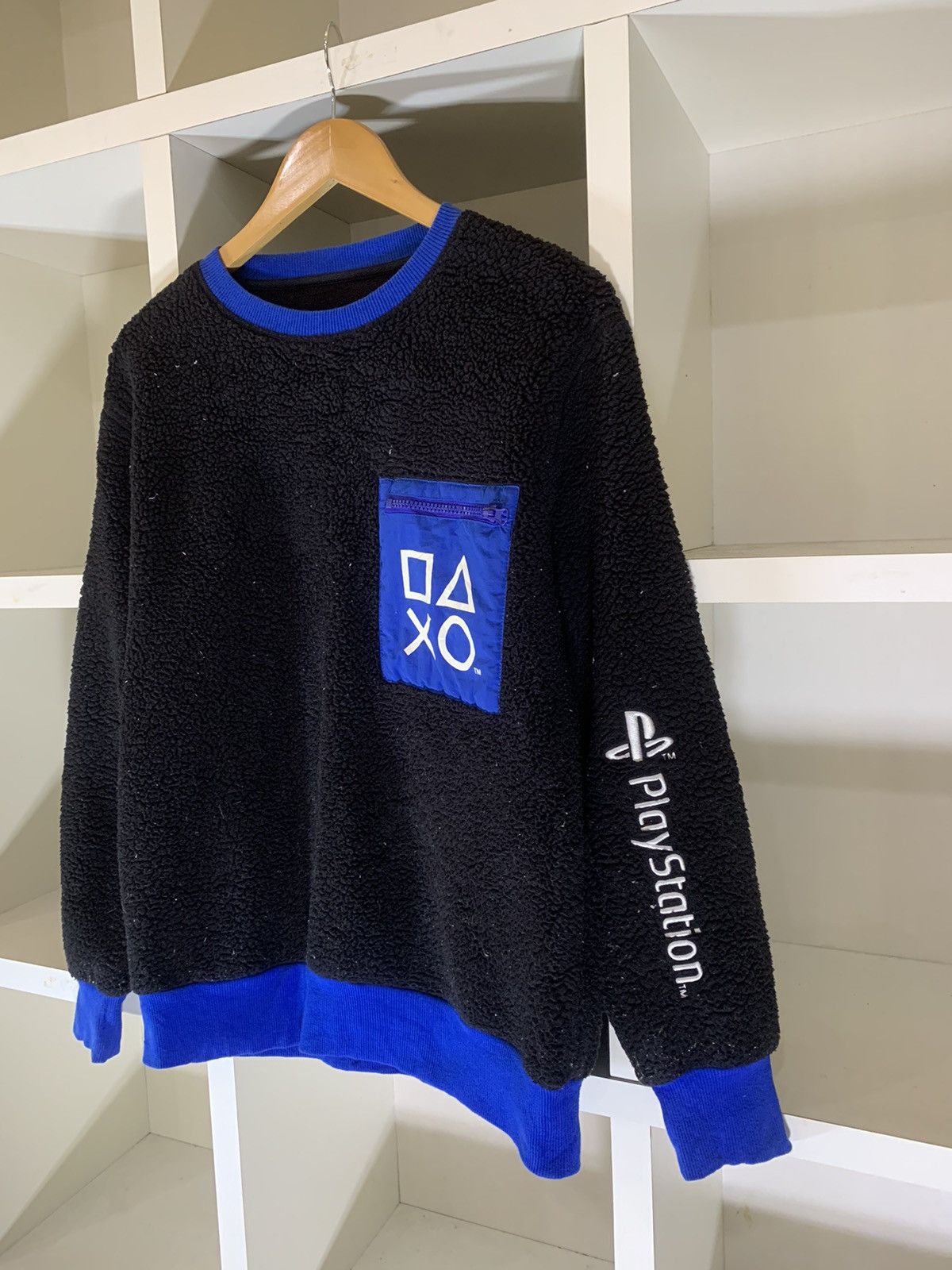 GU × Playstation × The Game GU x Playstation Fleece Sweater Size US M / EU 48-50 / 2 - 3 Thumbnail