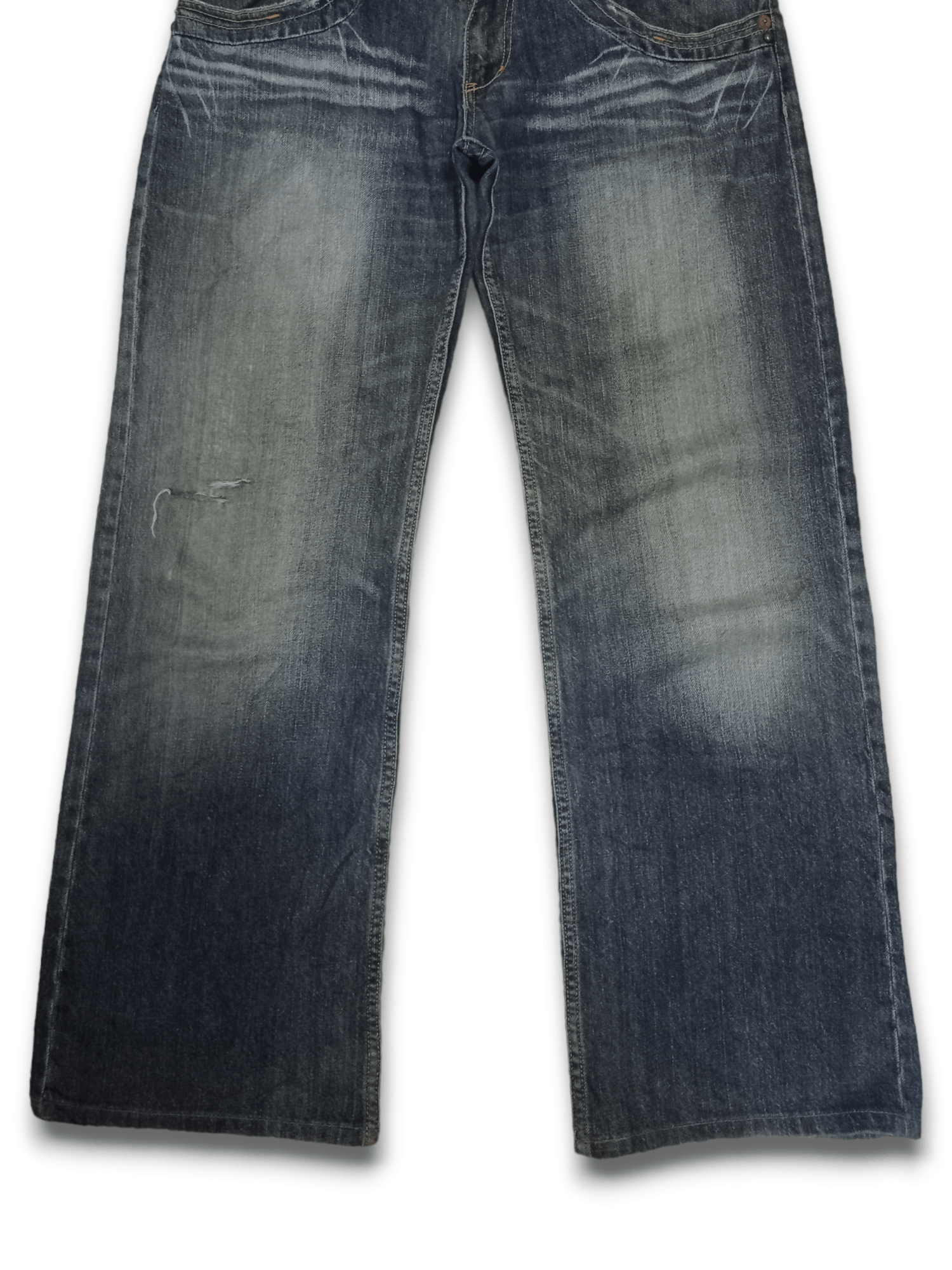 Japanese Brand Vintage Japanese Brand Studded Buckle Distressed Baggy Jeans Size US 33 - 7 Thumbnail