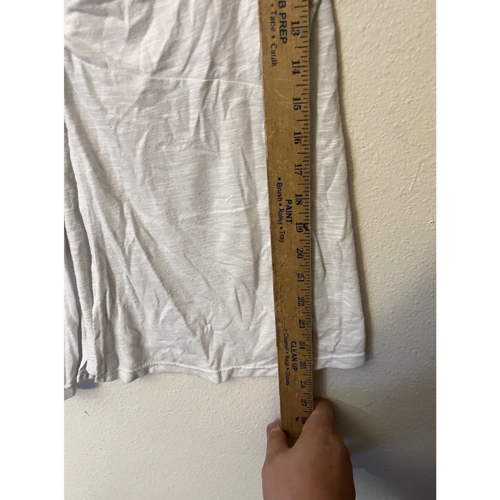 Vintage VINTAGE Gaiam Women's Racerback Tank Top Activewear Lightweight Medium White Yoga 90s Womens Size ONE SIZE - 4 Thumbnail