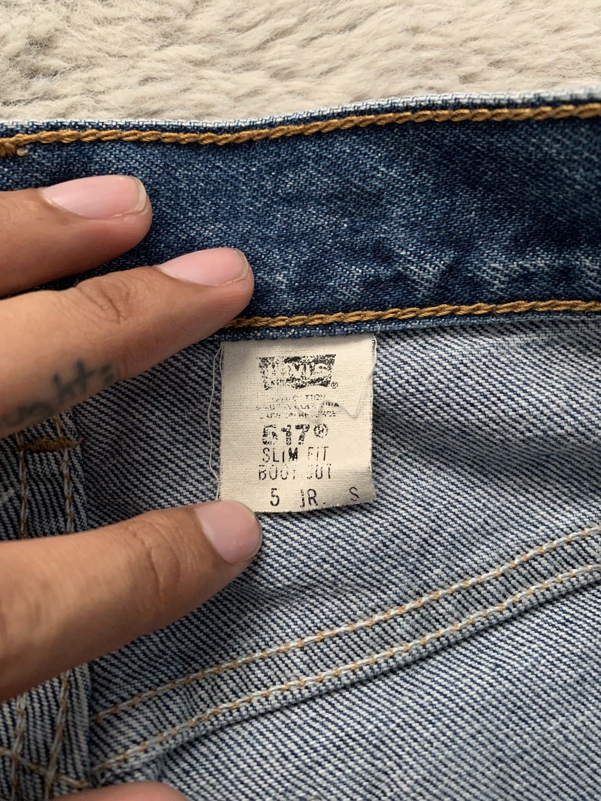Levi's VINTAGE 90s LEVI'S 517 BOOTCUT JEANS Size US 29 - 7 Thumbnail