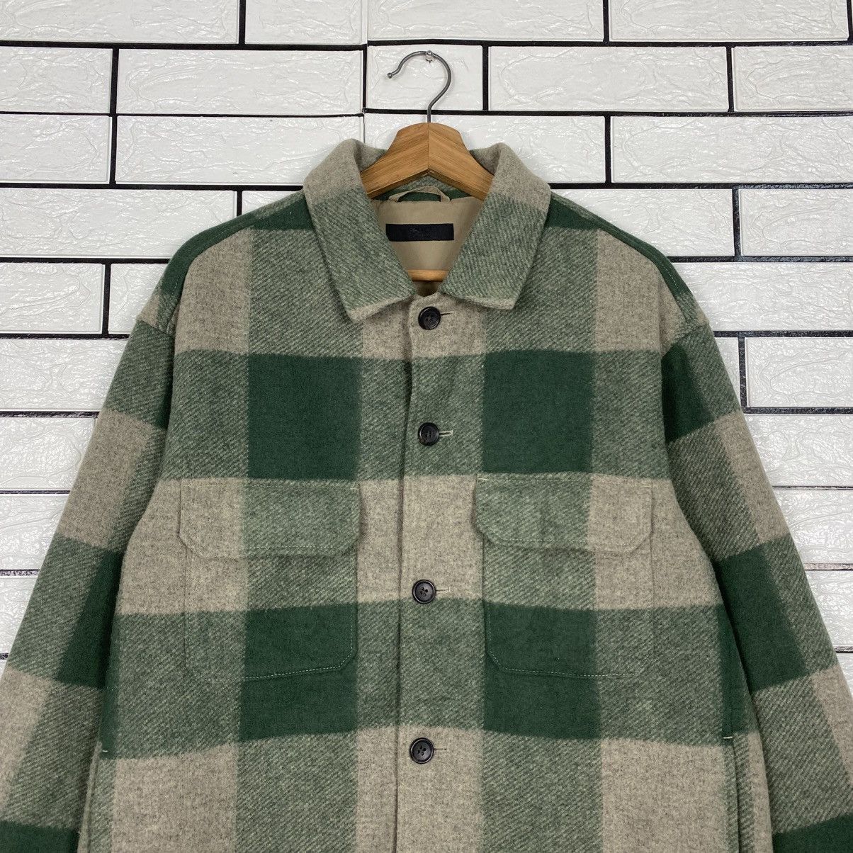 Japanese Brand Vintage Wool Button Jacket Tartan Design Uniqlo Issey Miyake Size US L / EU 52-54 / 3 - 4 Thumbnail