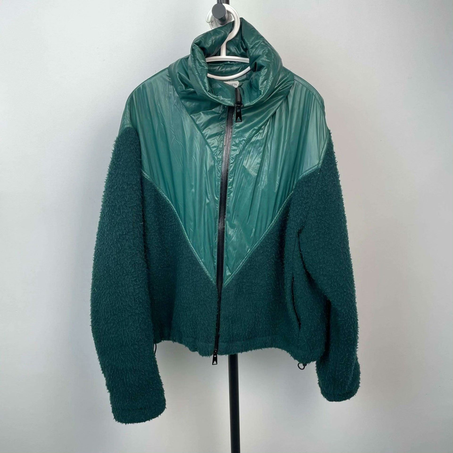 Bottega Veneta Bottega Veneta Fleece Green Jacket S Women Size S / US 4 / IT 40 - 1 Thumbnail