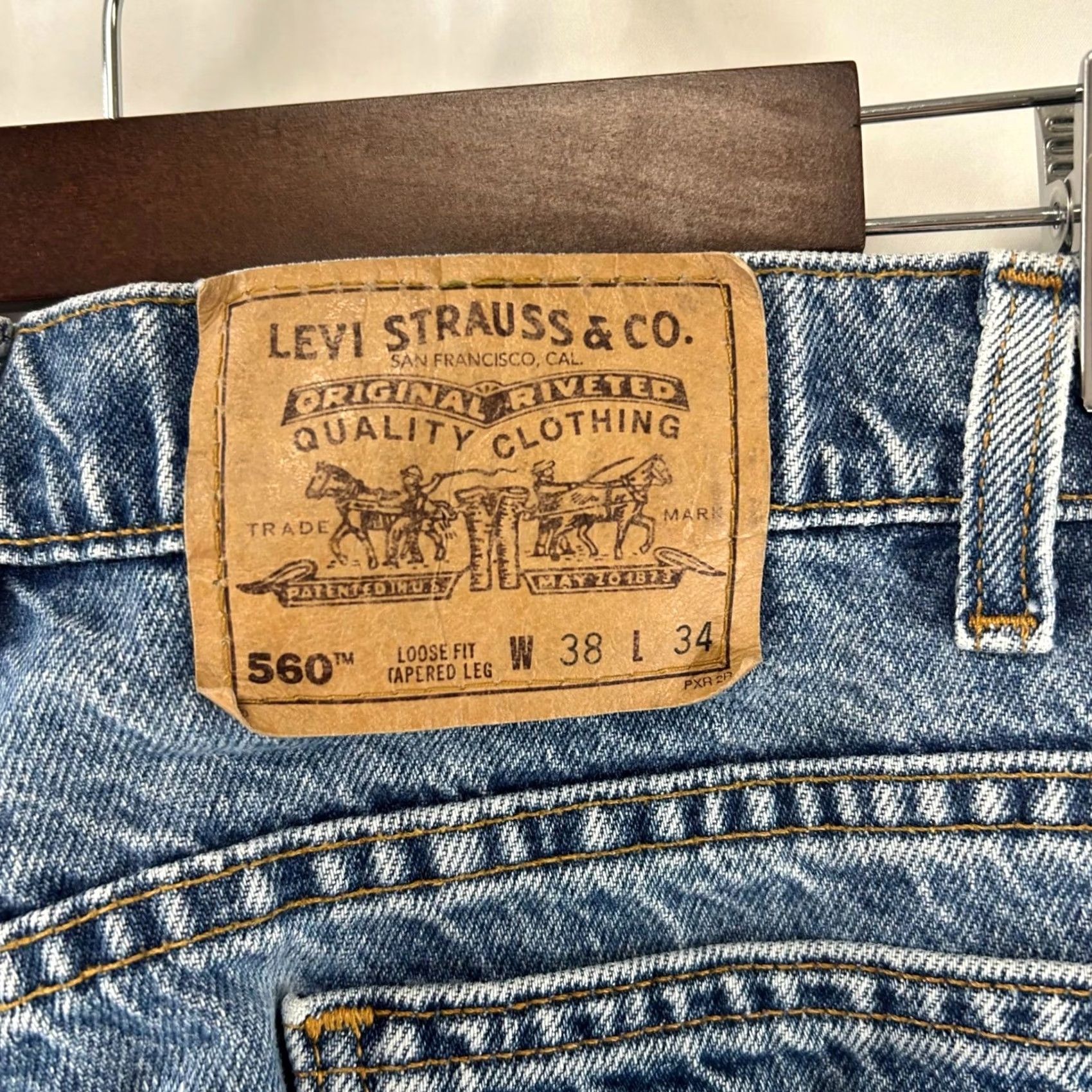 Levi's VINTAGE Levi's 560 Jeans Mens 38x34 Blue 90s Grunge Skate Tapered Loose Fit Denim Size US 38 / EU 54 - 7 Thumbnail