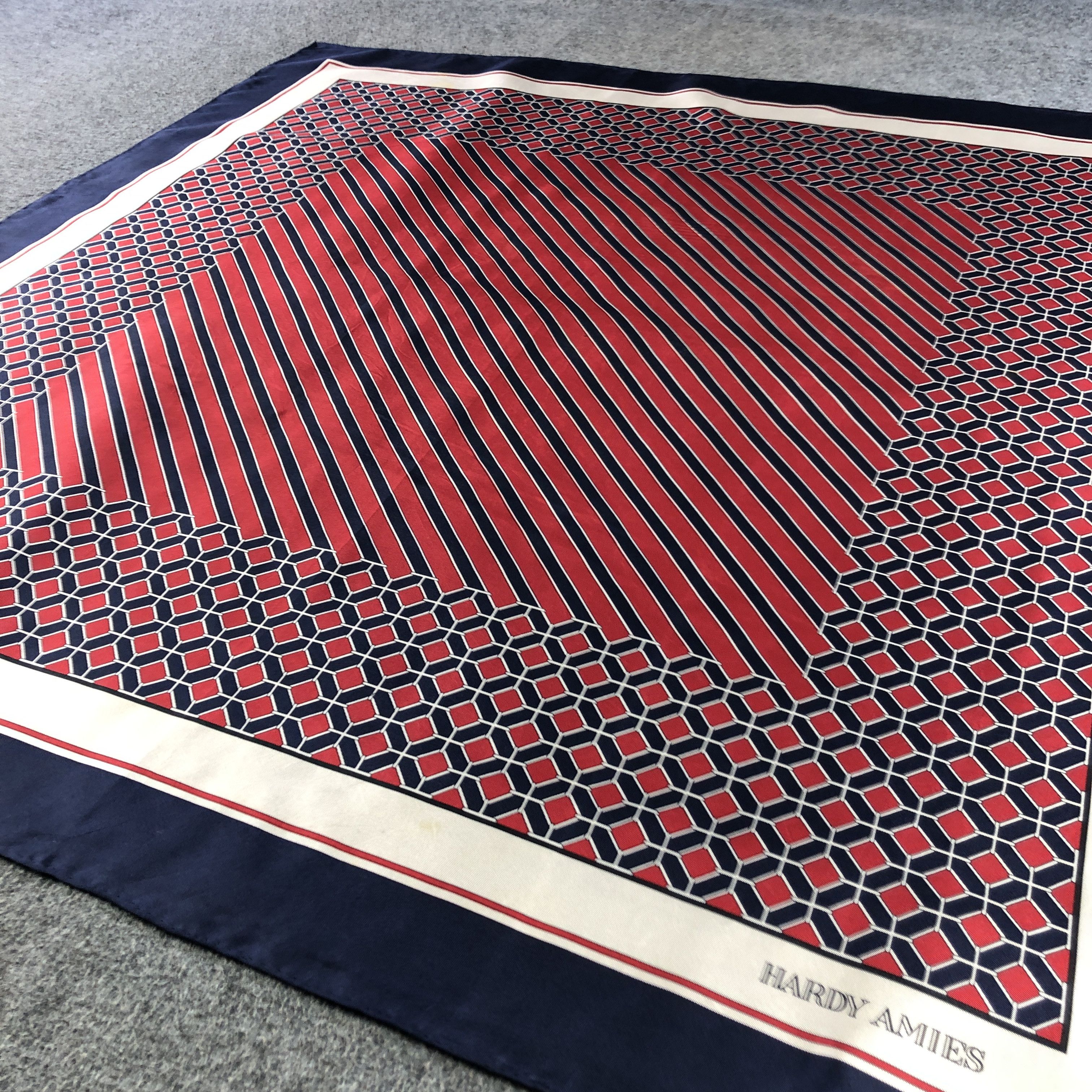 Hardy Amies Hardy Amies Luxury Hand Rolled Silk Scarf M1101 Size ONE SIZE - 3 Thumbnail