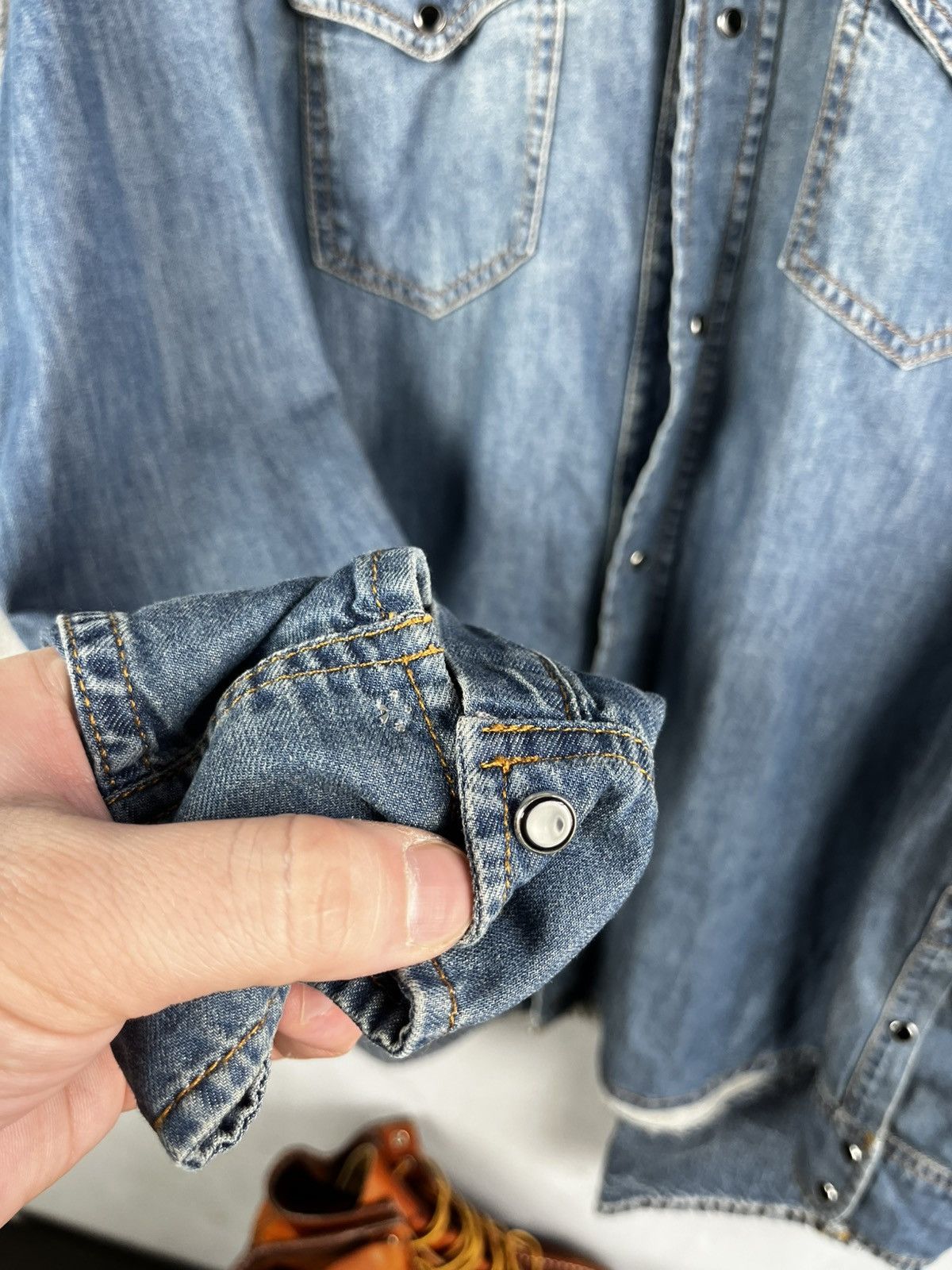 Diesel Diesel denim shirt distressed size xl Size US XL / EU 56 / 4 - 9 Thumbnail