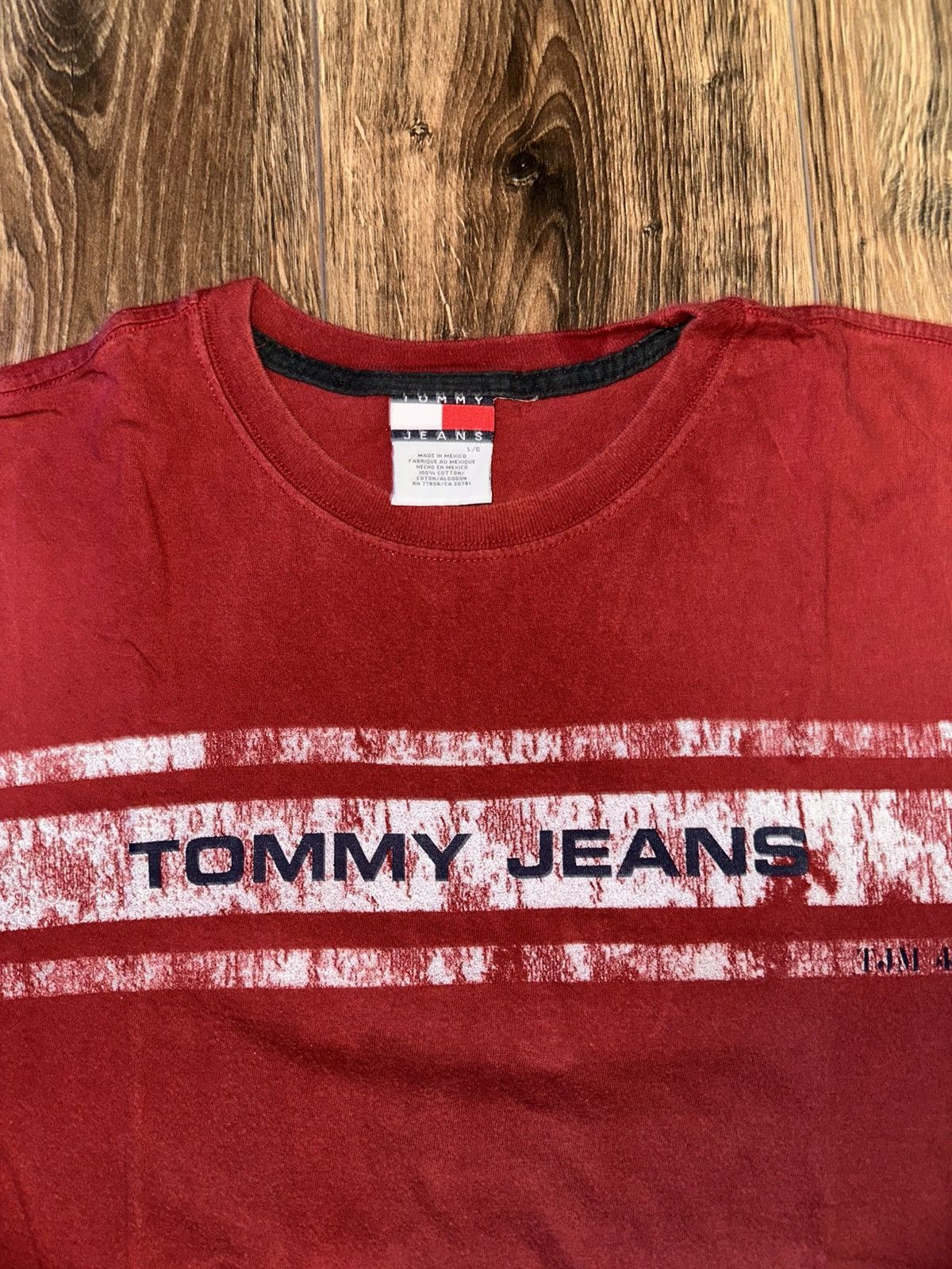 Tommy Hilfiger Vintage Tommy Hilfiger Tee Size US L / EU 52-54 / 3 - 2 Thumbnail