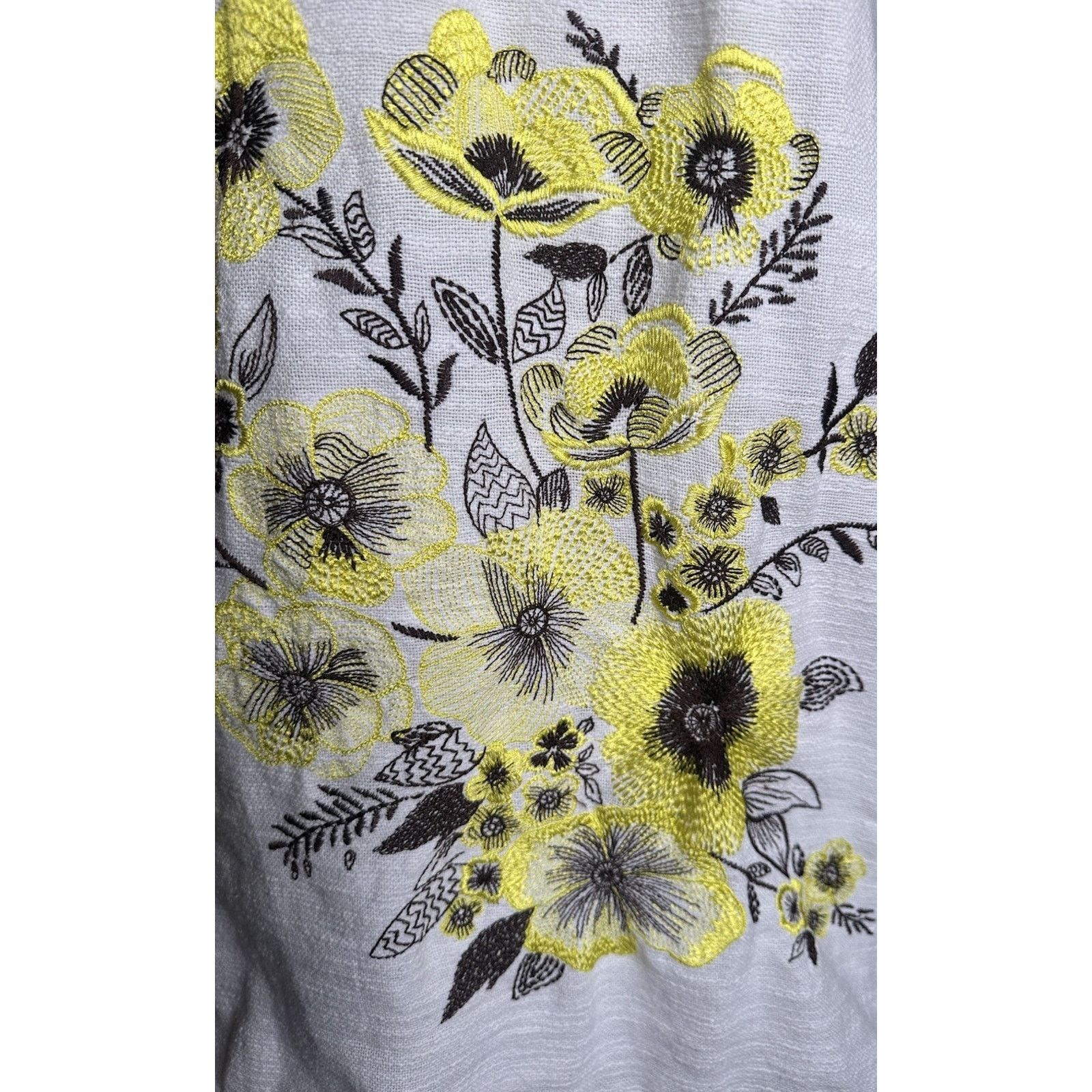 Anthropologie Anthropologie Maeve White Yellow Embroidered Flower Dress 6P Size M / US 6-8 / IT 42-44 - 9 Thumbnail