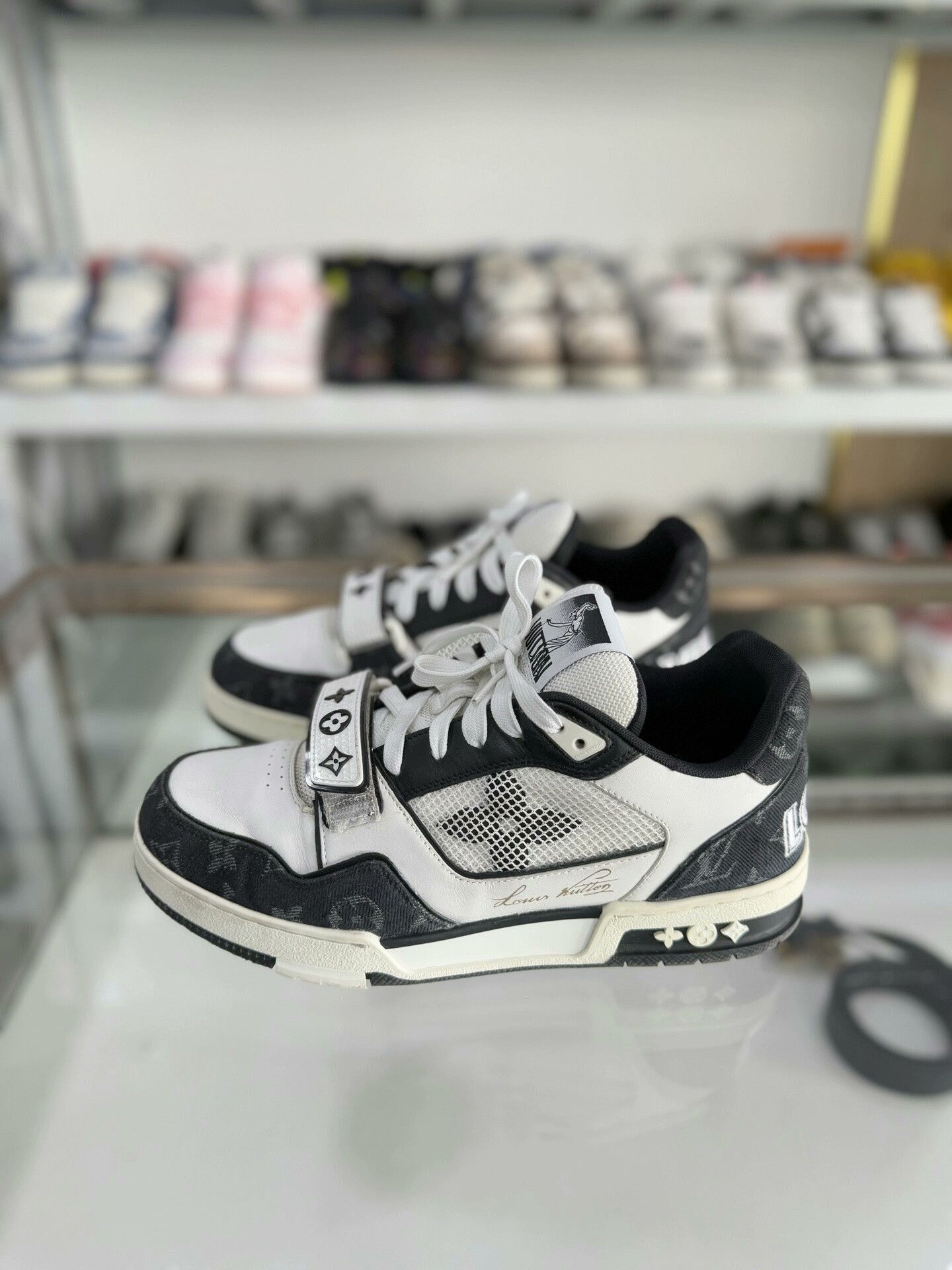 Louis Vuitton Louis Vuitton LV Trainer Black White Velcro Size US 7.5 / EU 40-41 - 1 Thumbnail