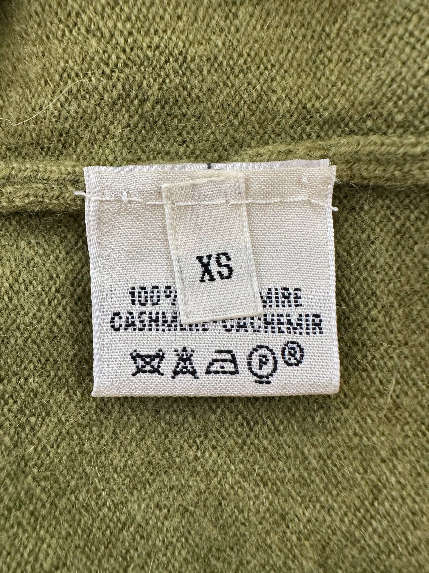 Hermes HERMES JPG cashmere knit sleeveless lime green women's top Size XS / US 0-2 / IT 36-38 - 9 Thumbnail