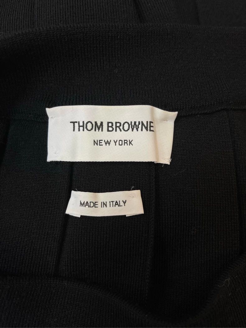 Thom Browne Thom browne Black four-striped wool pleated skirt short ski Size 25" / US 0 / IT 36 - 3 Thumbnail