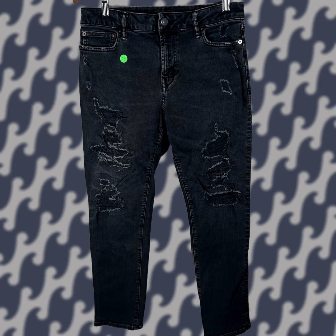 American Eagle Outfitters American Eagle Jeans Next Level Flex Skinny Mens 30x30 Black Distressed Ripped Jeans Size US 30 / EU 46 - 1 Thumbnail