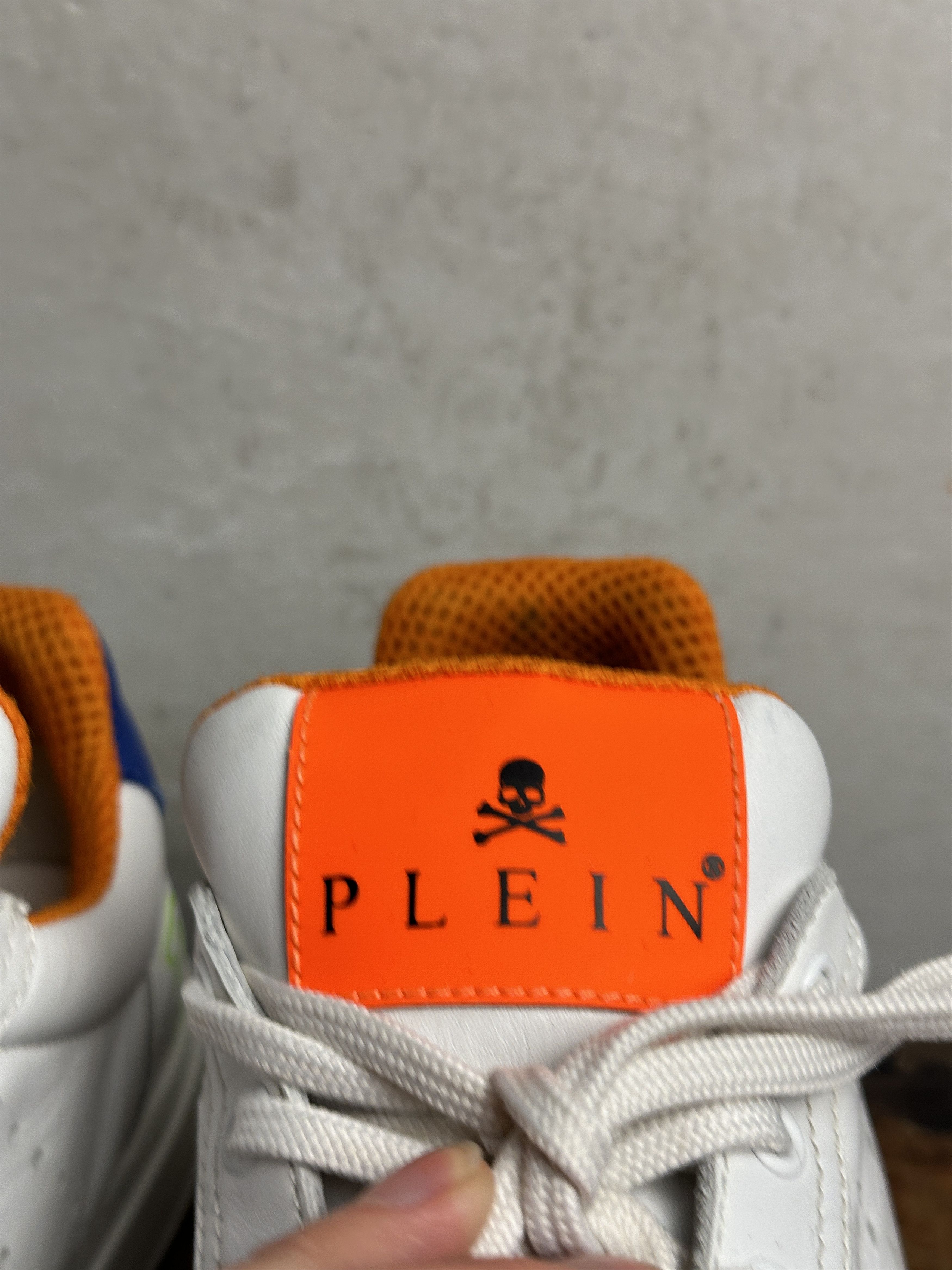 Philipp Plein Philipp Plein Low Top Perforated Leather Snekaers Size US 10 / EU 43 - 8 Thumbnail