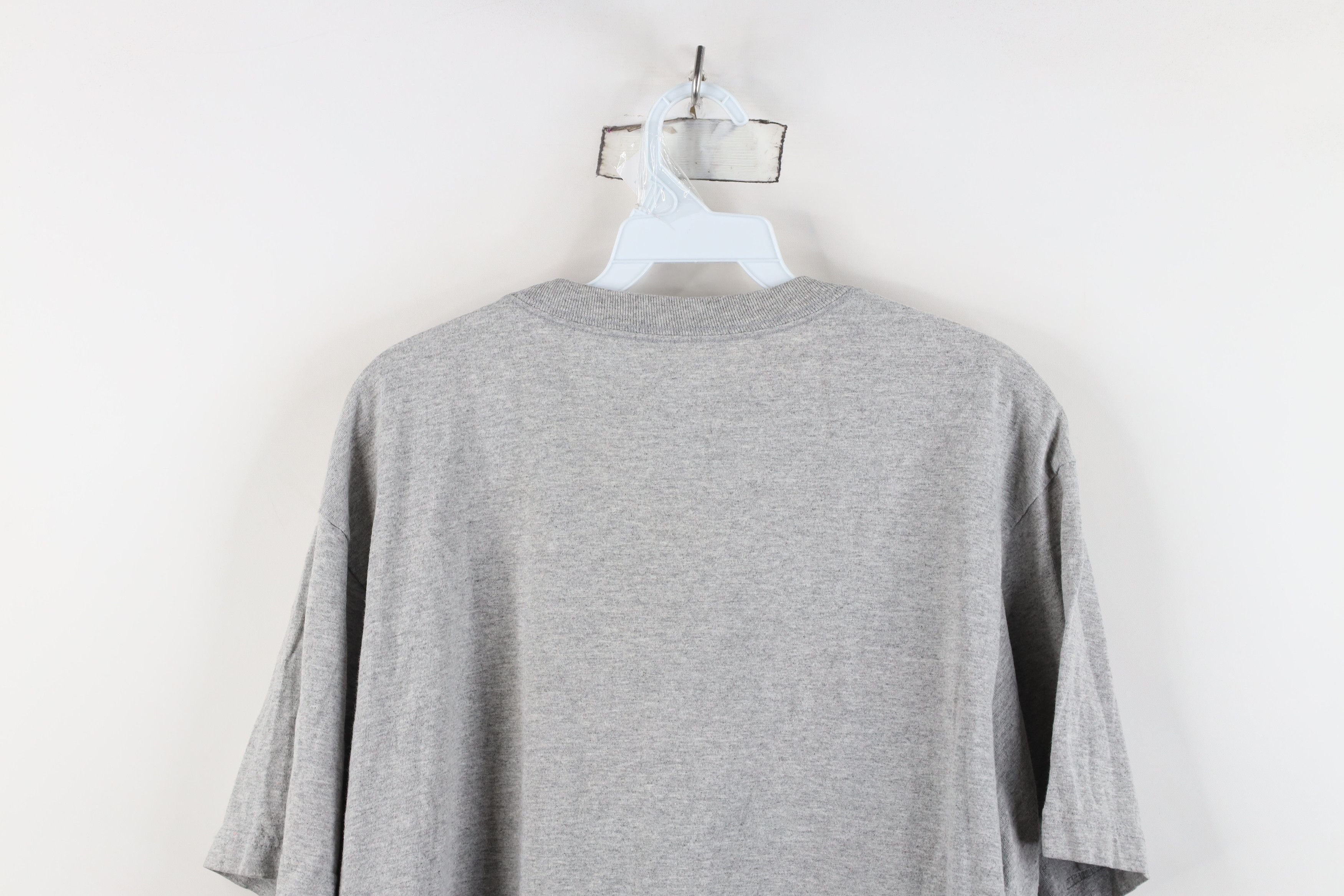 Adidas Vintage Y2K Adidas Bulls Basketball T-Shirt Heather Gray Size US XL / EU 56 / 4 - 11 Thumbnail