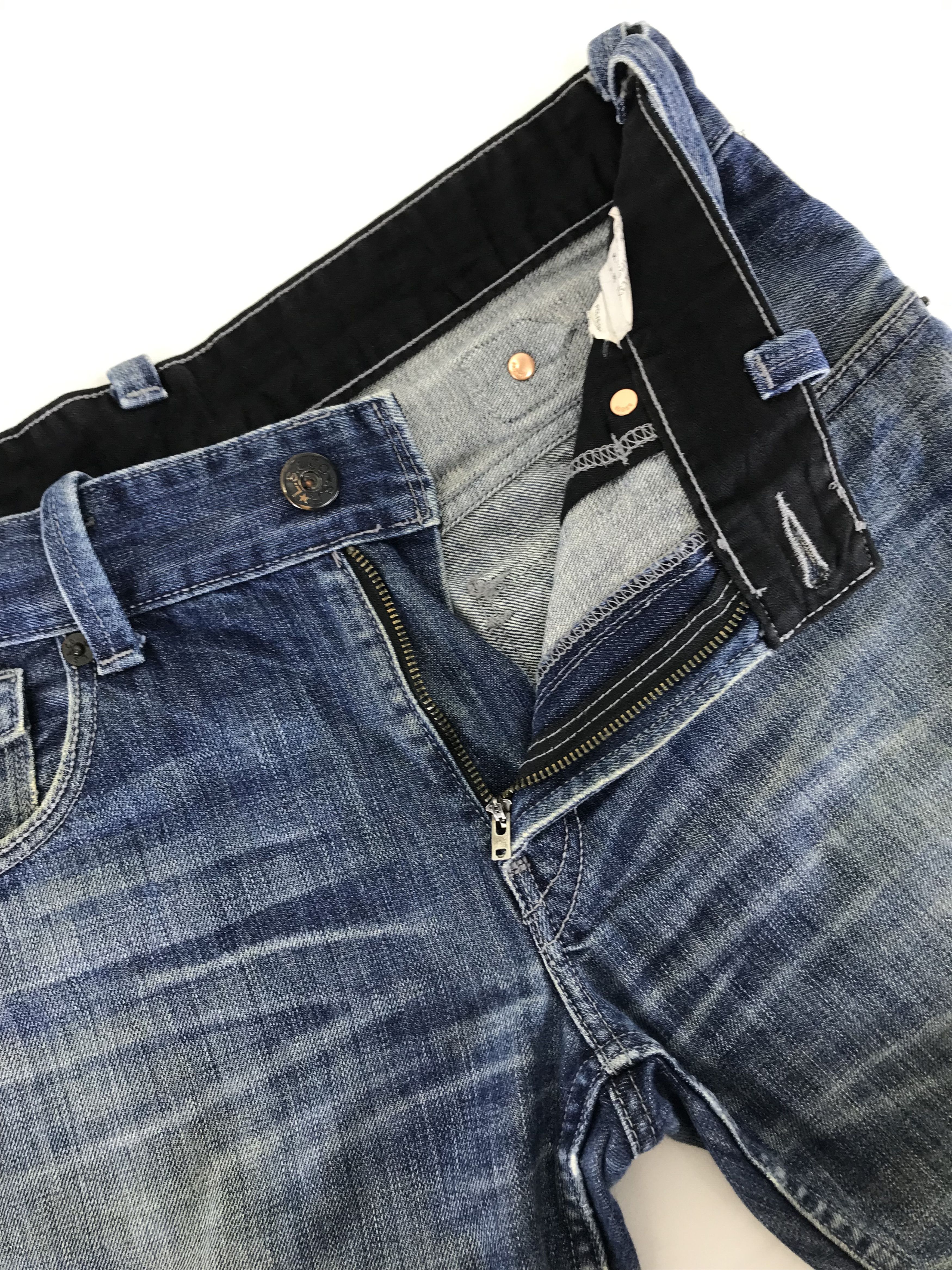 Levi's Vintage Levi's 511 Buckle Back Jeans Distressed Denim Size US 32 / EU 48 - 9 Thumbnail