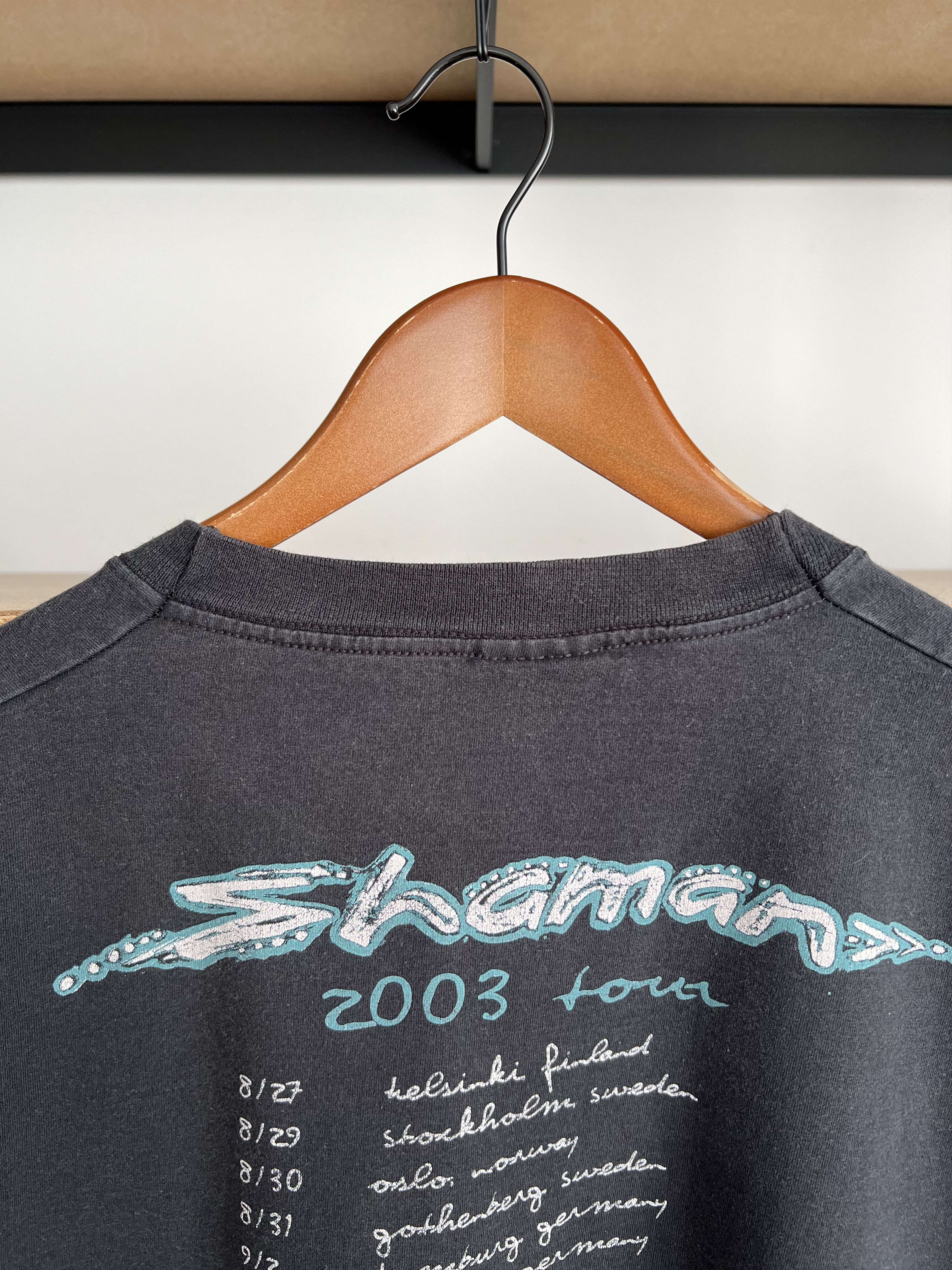 Band Tees Vintage 2003 Carlos Santana Shaman Tour Black T-shirt Size US XL / EU 56 / 4 - 18 Thumbnail