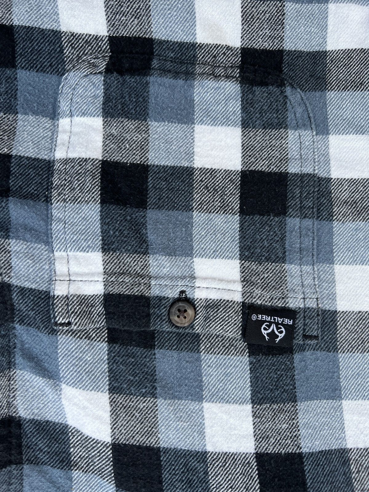 Realtree × Vintage Vintage Realtree Navy Plaid Hunting/Beach Flannel Size L Size US L / EU 52-54 / 3 - 4 Thumbnail