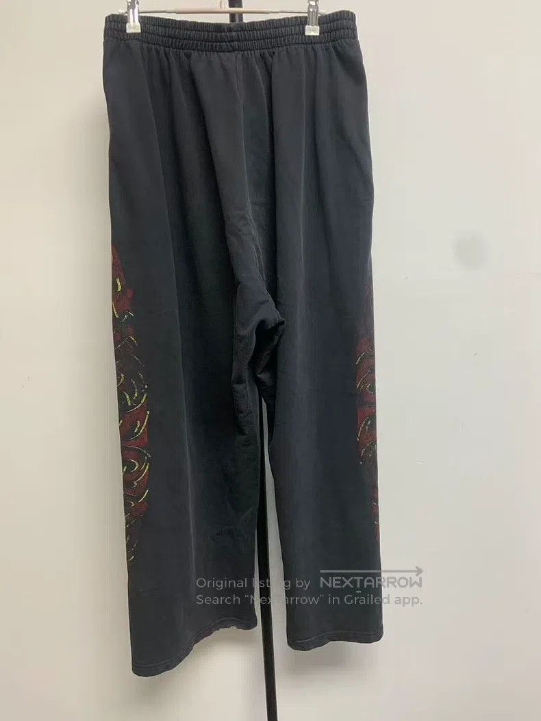 Balenciaga Balenciaga size M Printed Elastic Waist Wide Leg Casual Pa Size US 27 - 2 Thumbnail