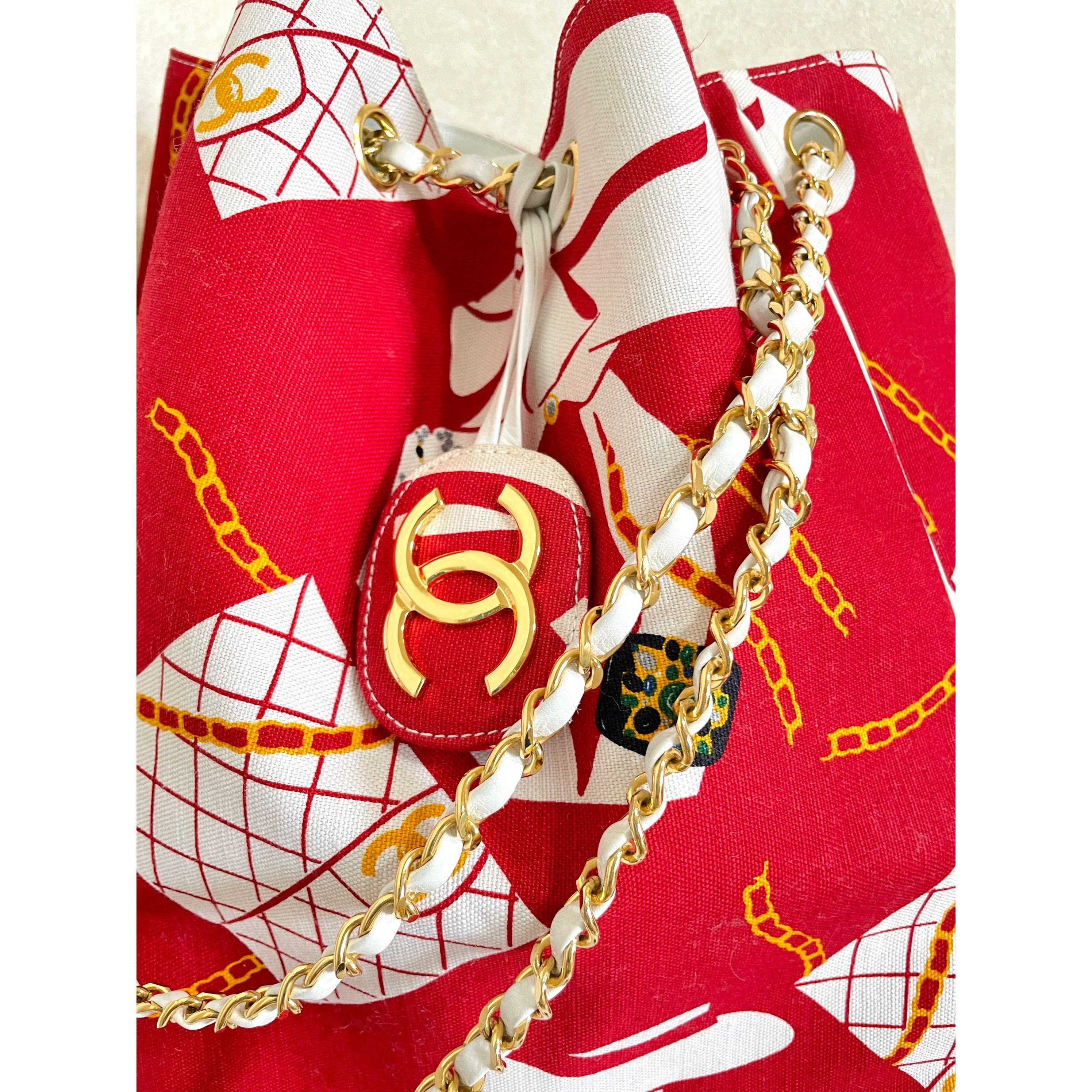 Chanel MINT. Vintage CHANEL red and white canvas hobo shoulder bag Size ONE SIZE - 8 Thumbnail
