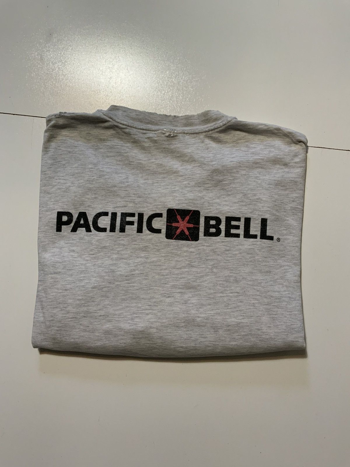 Vintage Vintage Pacific Bell Telecommunications Electrical T-Shirt Size US XL / EU 56 / 4 - 1 Thumbnail